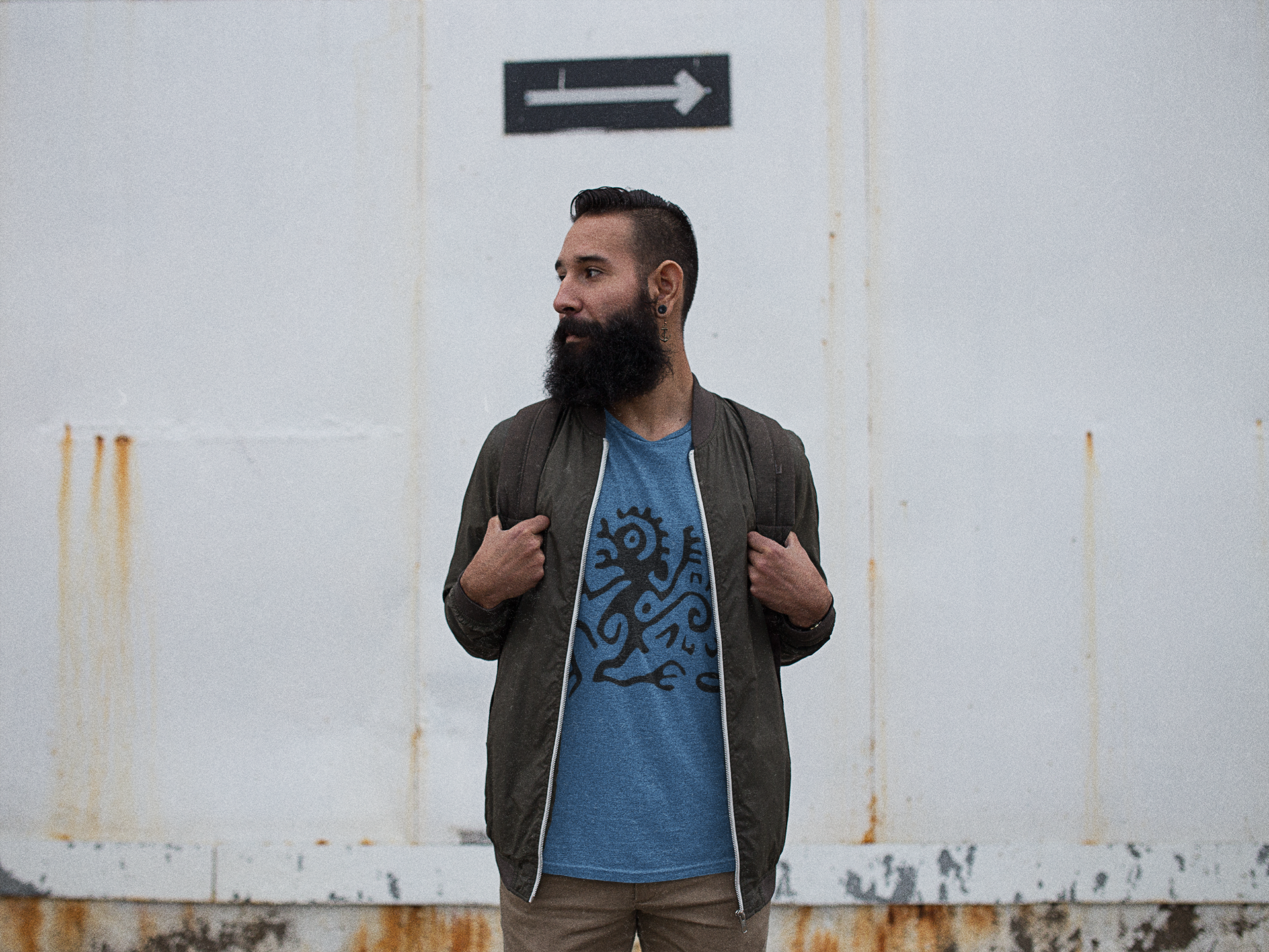 Camiseta Macaco Tribal