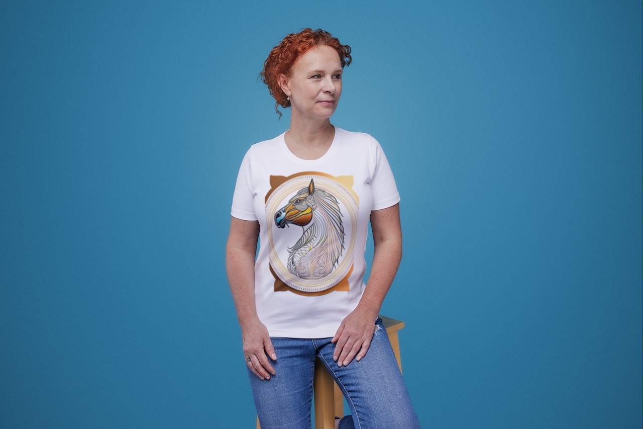 CAMISETA T-SHIRT QUALITY - CAVALO MANDALA