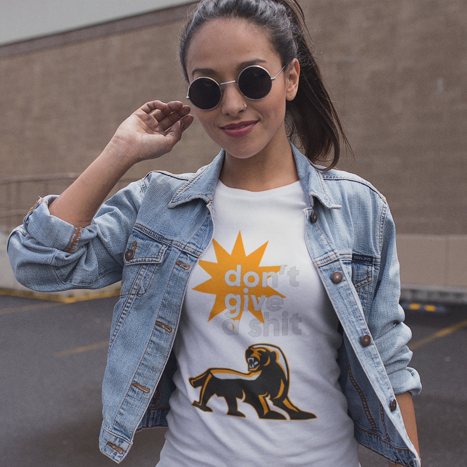 CAMISETA DONT GIVE A SHIT BRANCA