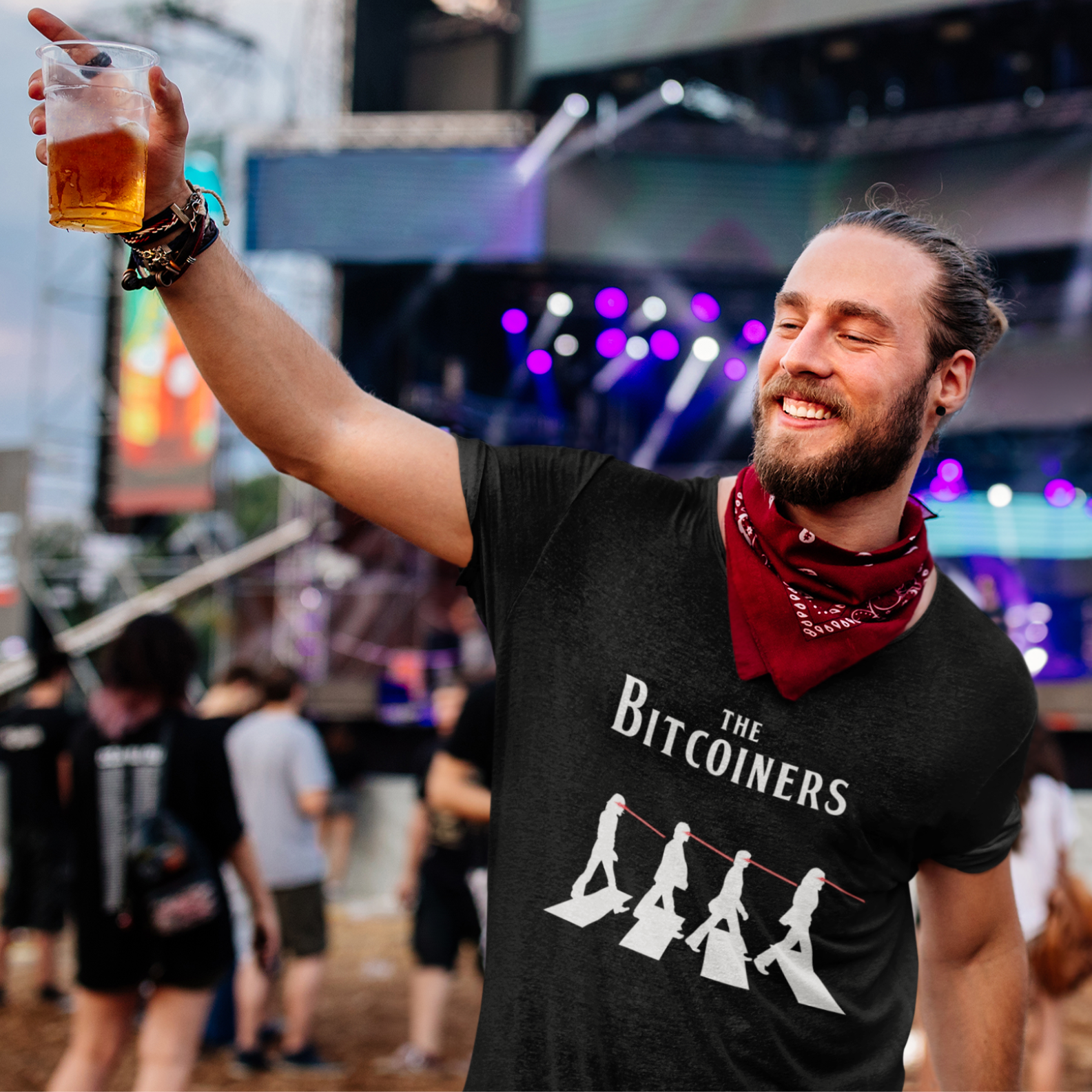 CAMISETA THE BITCOINERS PRETA