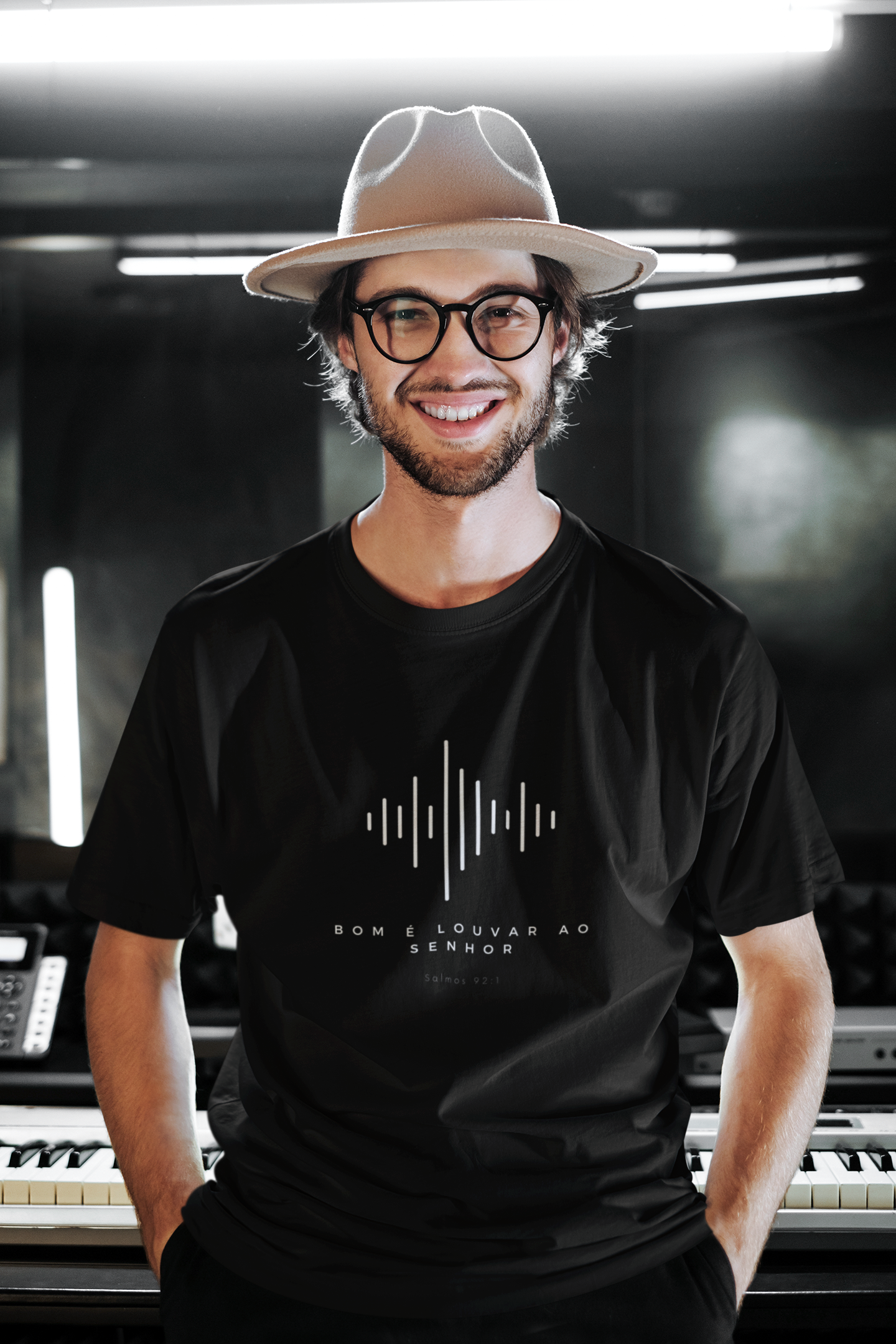 Camiseta Masculina Louvar 1