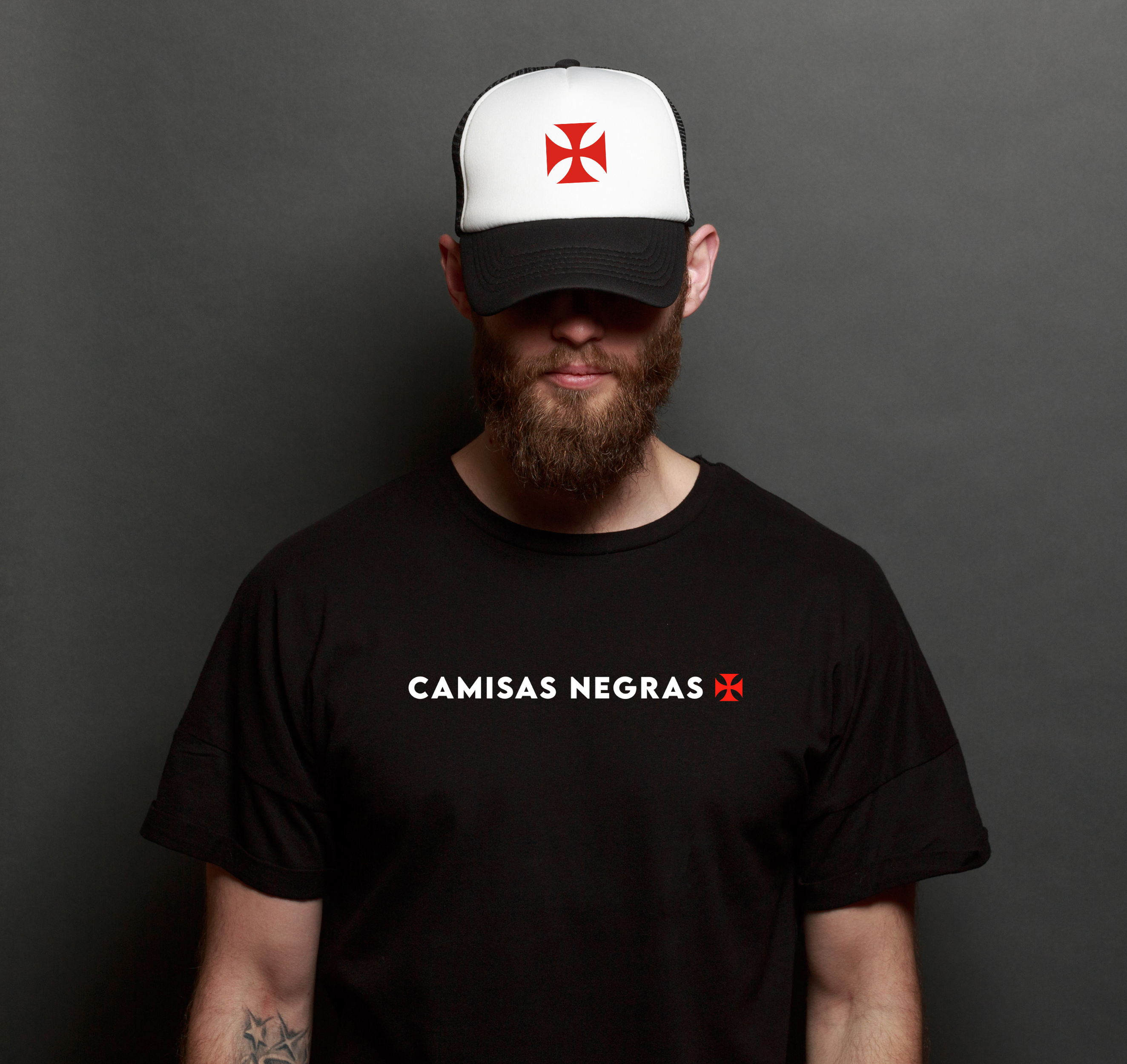 Nome do produto  Camisas Negras 