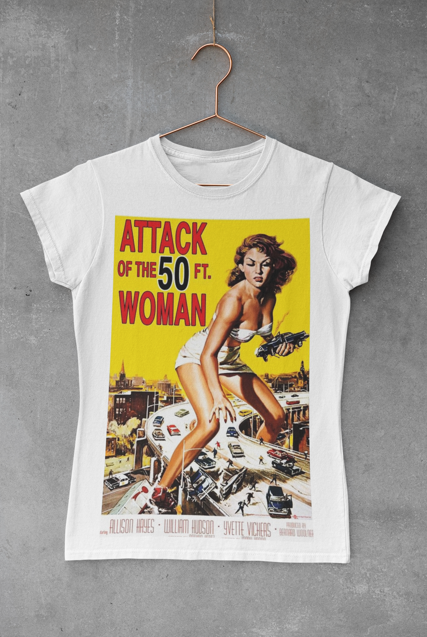 O Ataque da Mulher de 15 Metros