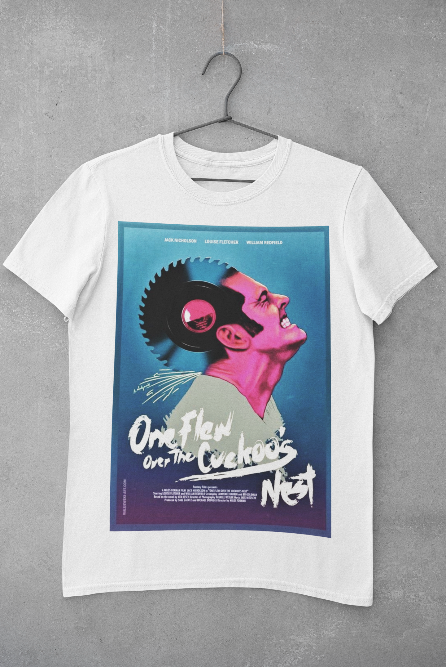 Um Estranho No Ninho