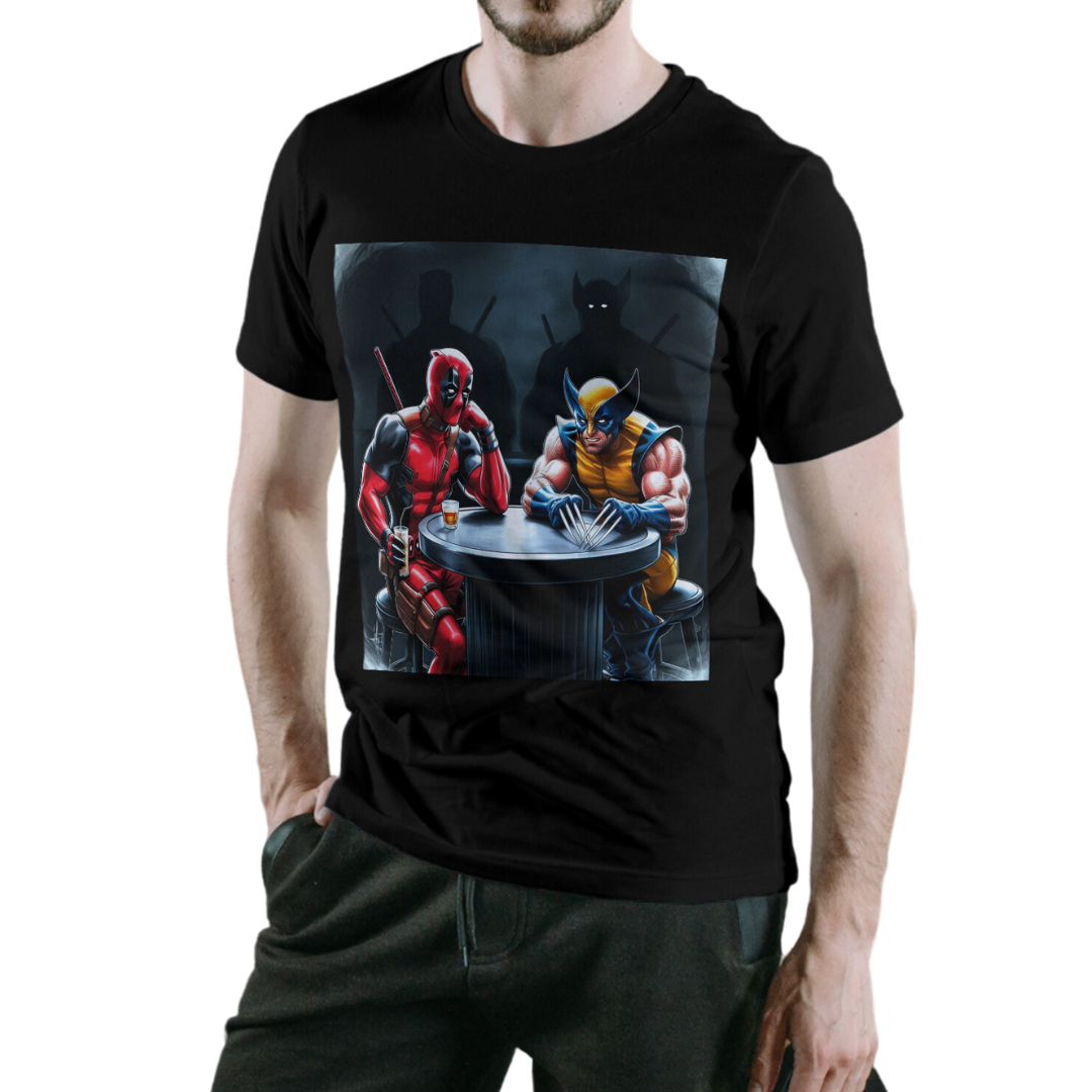 Camisa Deadpool & Wolverine na mesa do bar retrô