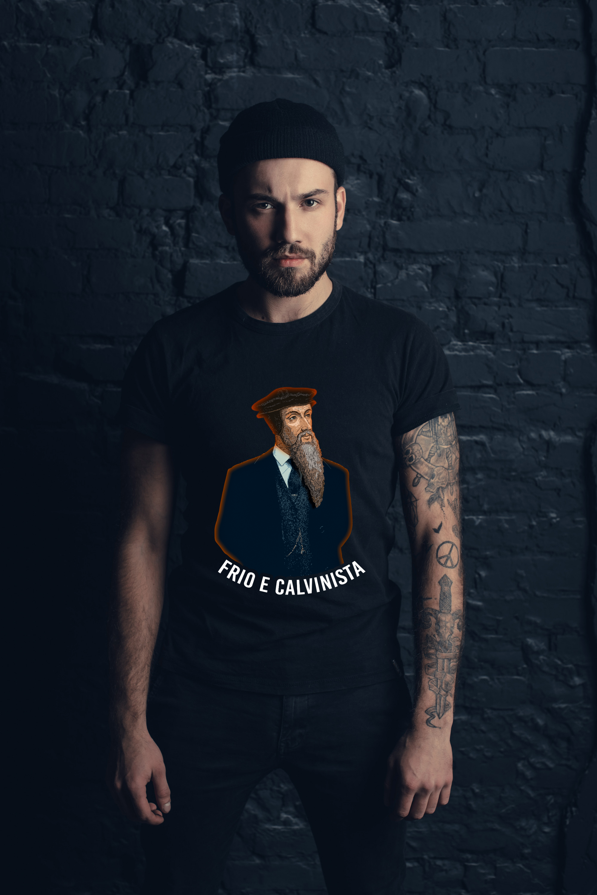 Nome do produto  Camiseta Frio e Calvinista (sem fundo branco)
