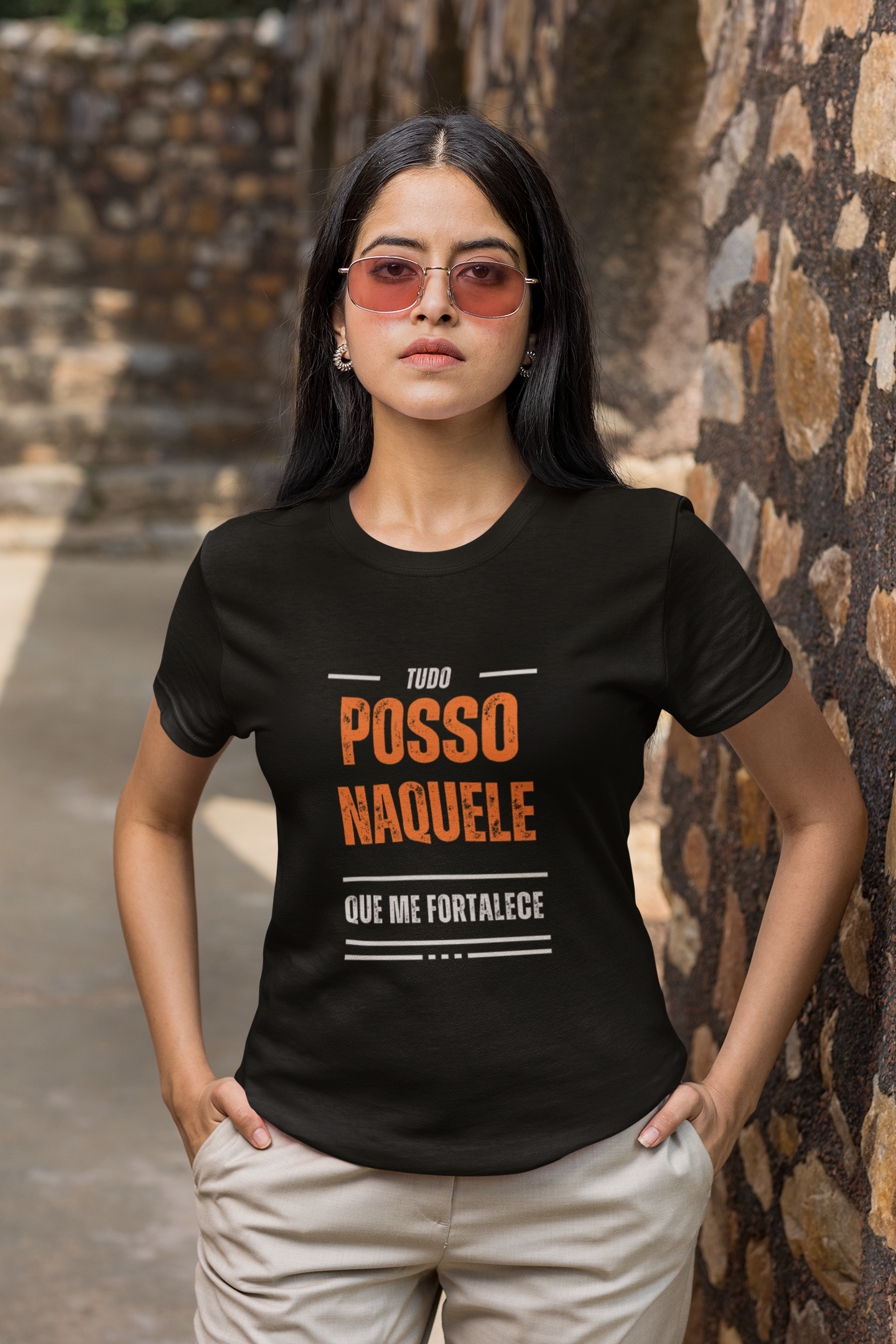 Camiseta Feminina - Tudo posso naquele que me fortalece