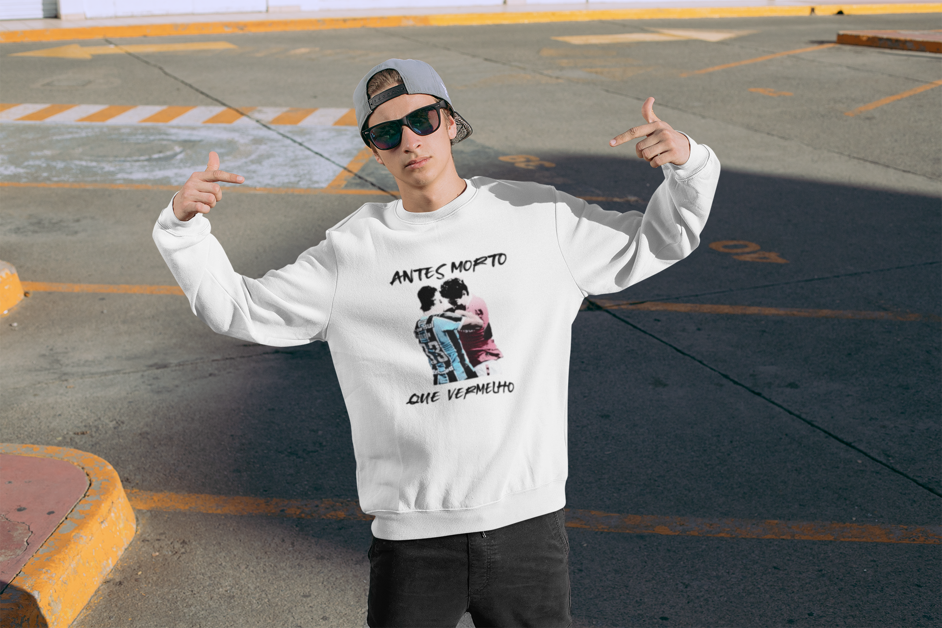 Moletom Antes Morto Que Vermelho