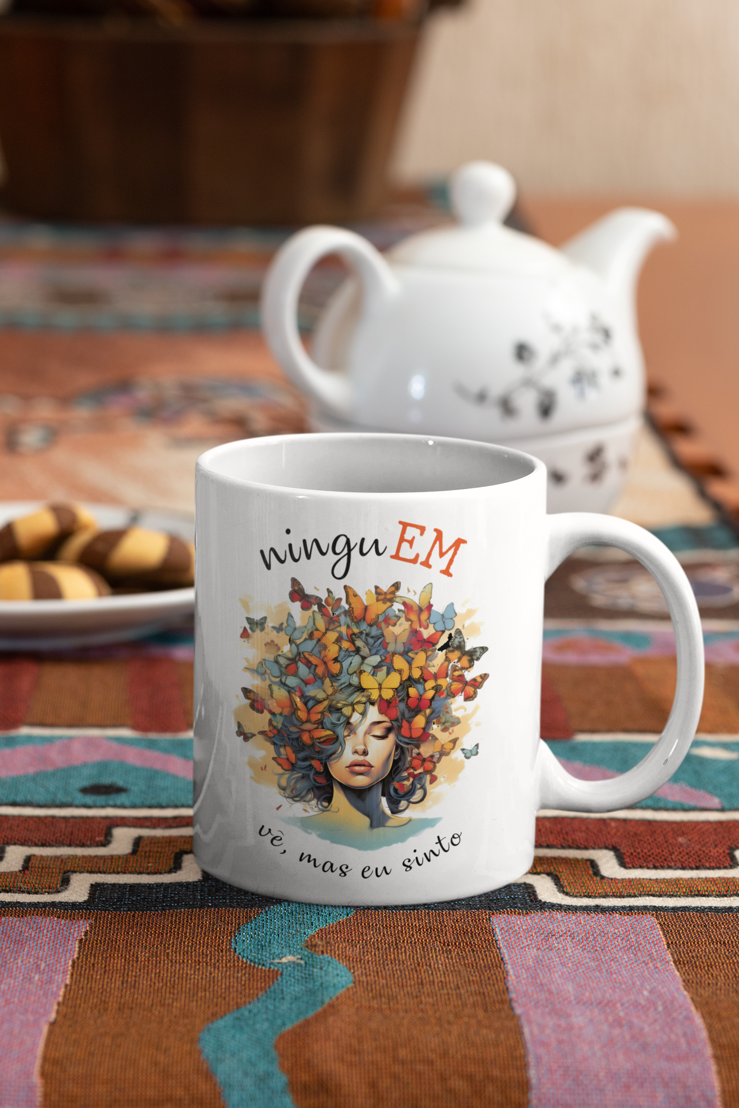Ninguém vê, mas eu sinto -- V2 Caneca Simples