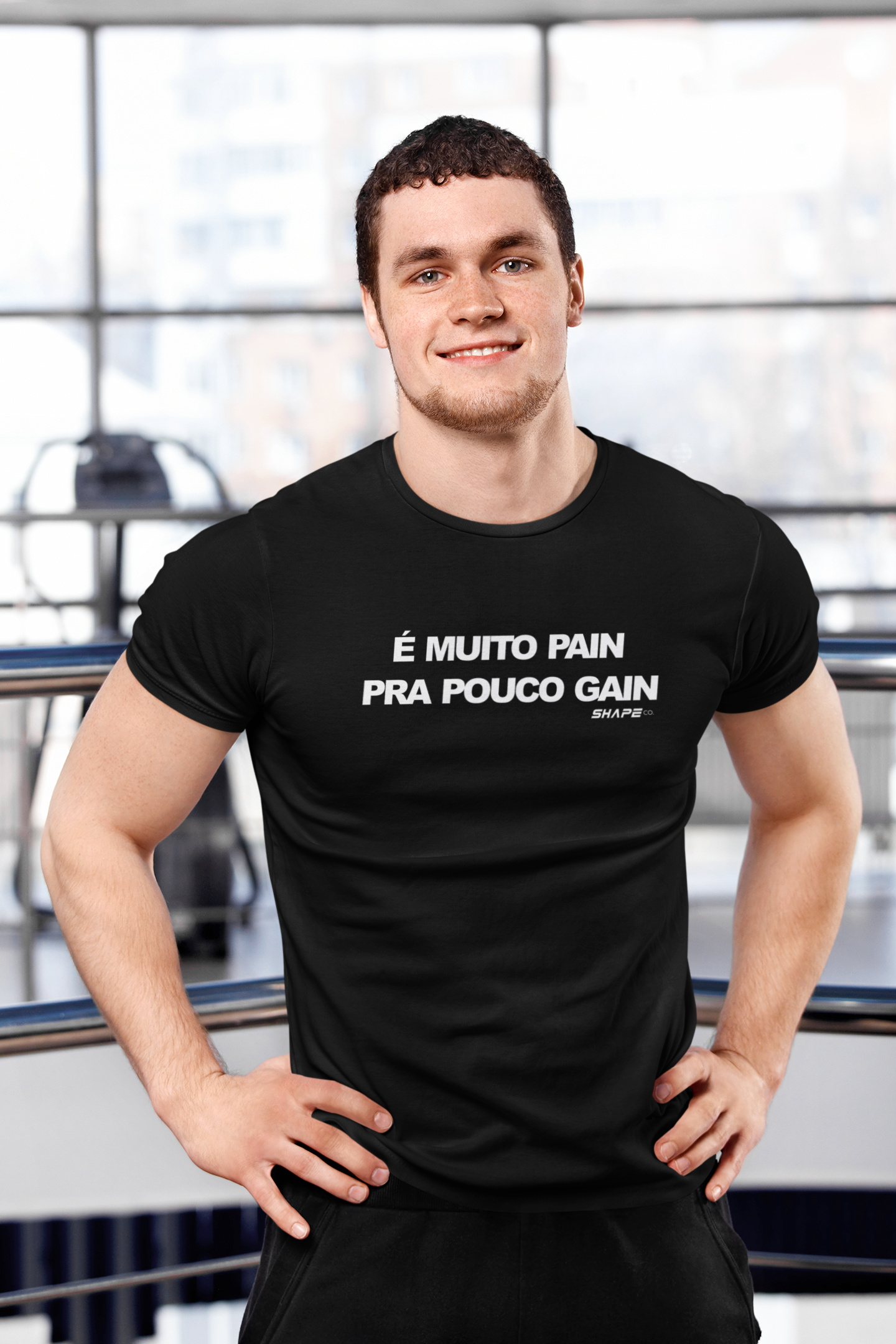 Camiseta Clássica É muito Pain, pra pouco Gain