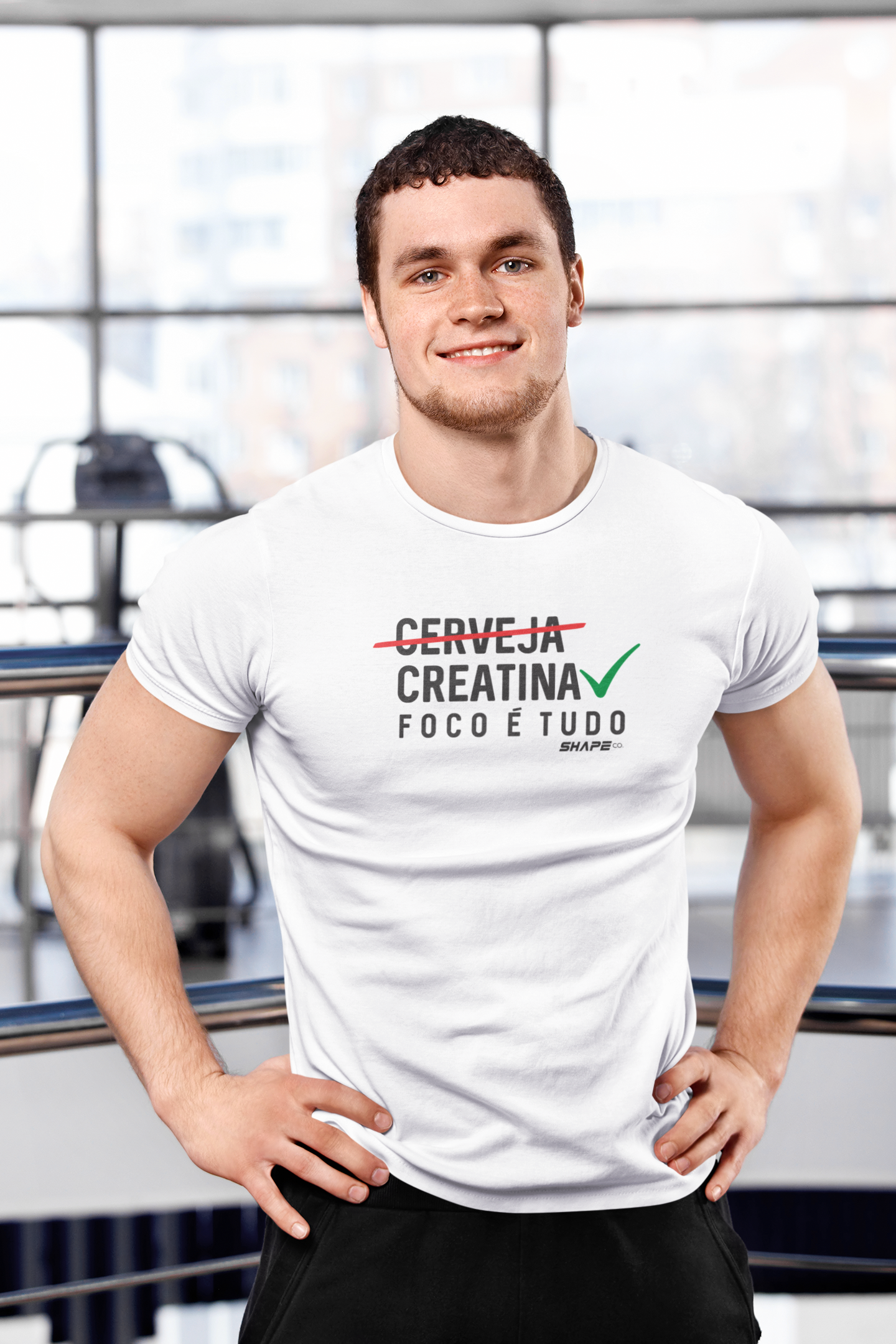 Camiseta Clássica Menos Cerveja, Mais Creatina