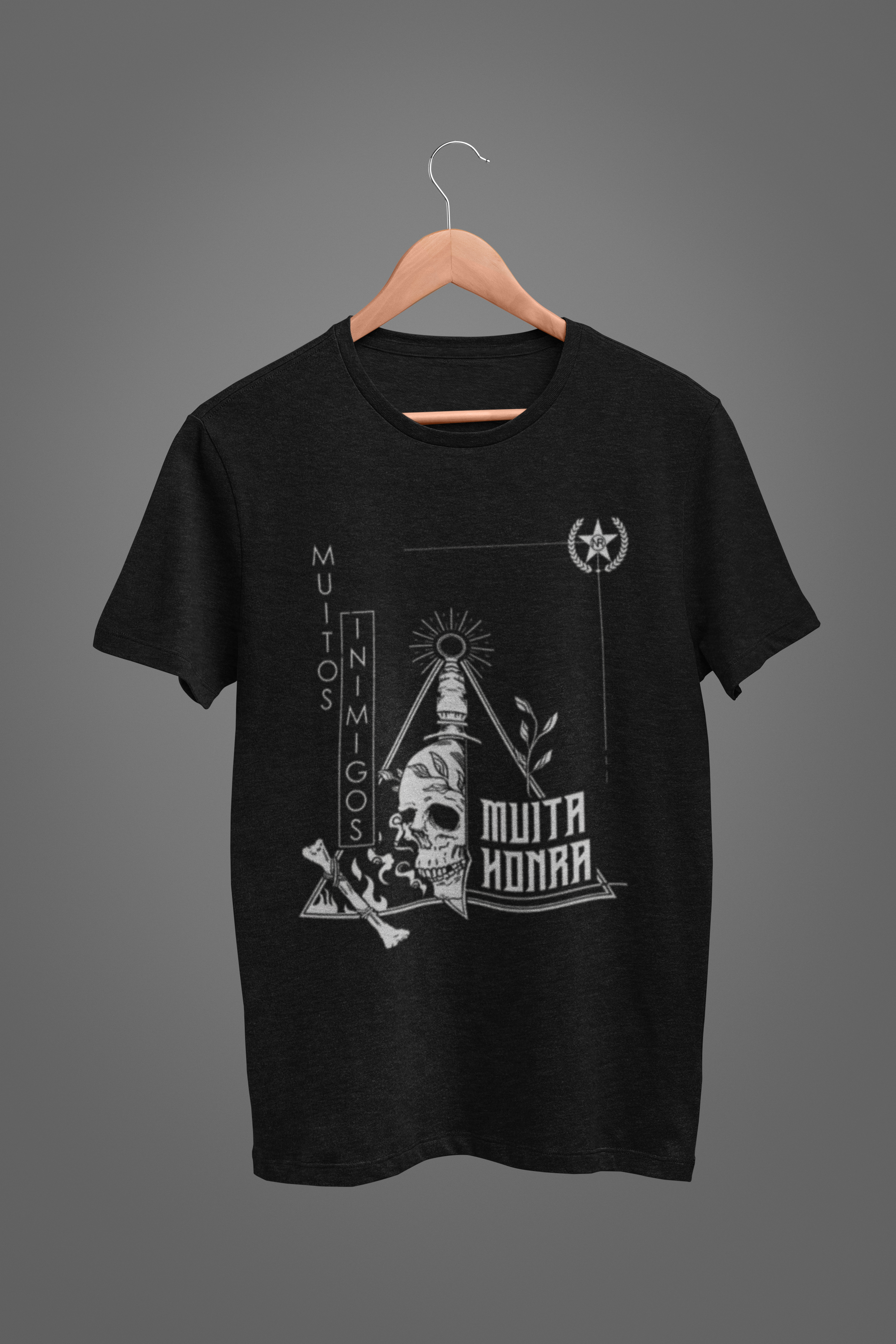 Muitos inimigos, muita honra!