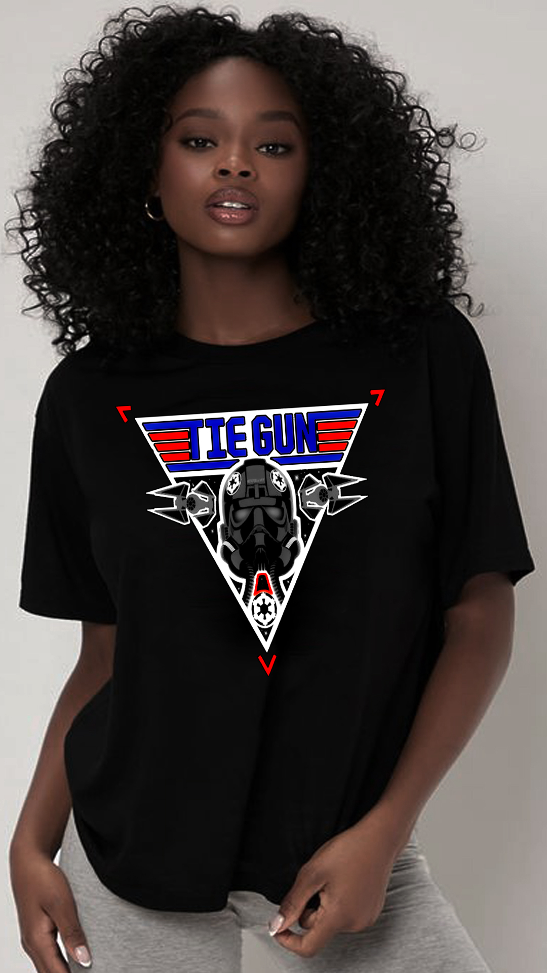 Nome do produto  CAMISETA FEMININA STAR WARS TIE GUN
