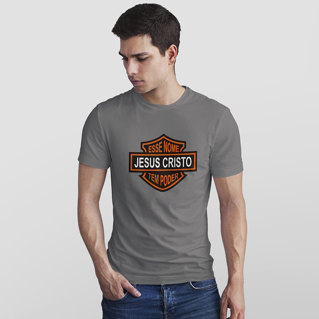 Camiseta masculina - Esse nome Jesus tem poder