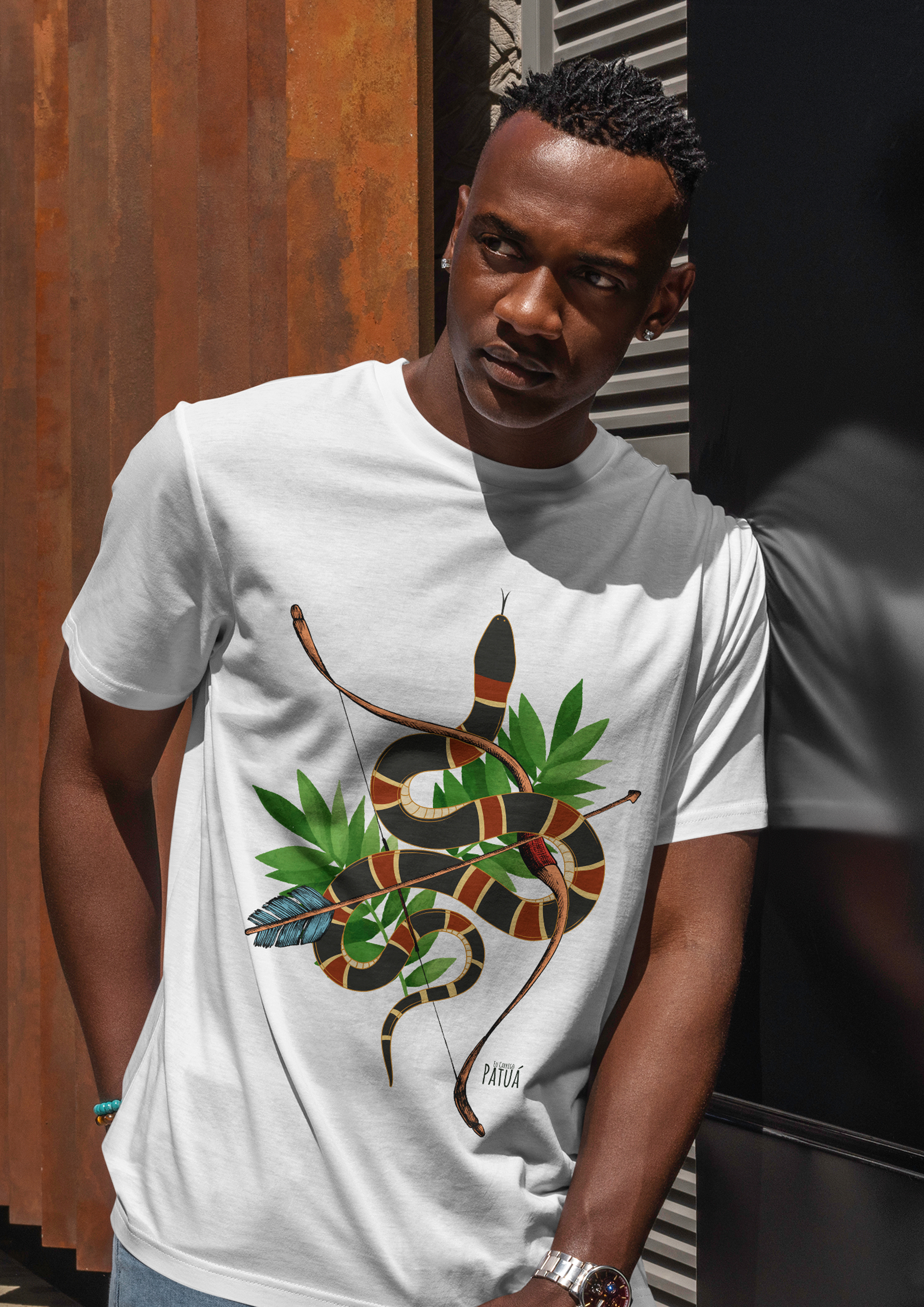 Coleção Símbolos & Elementos - T-Shirt Classic Frente Caboclo Cobra Coral