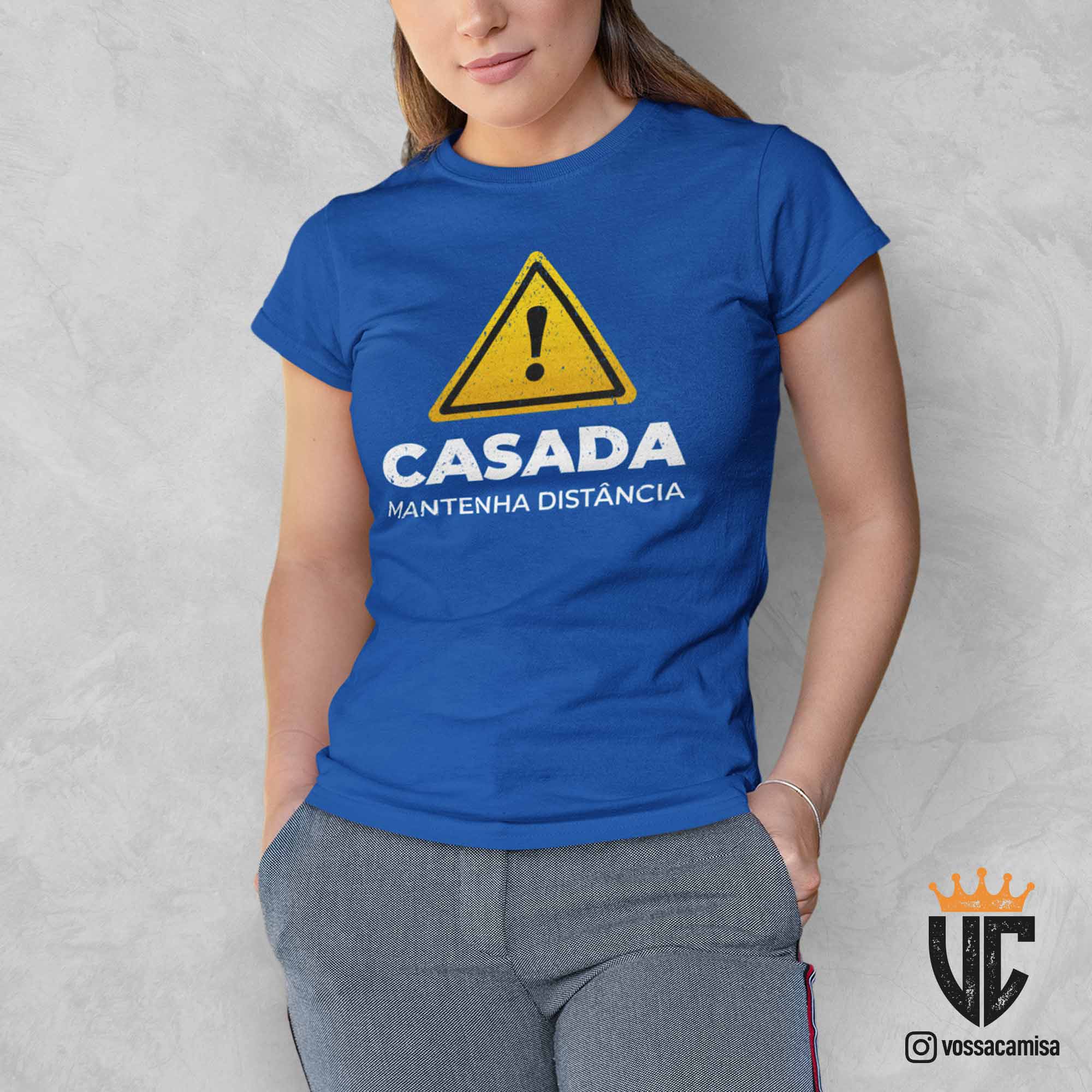 Camiseta Casada Mantenha Distância - Baby Long Quality