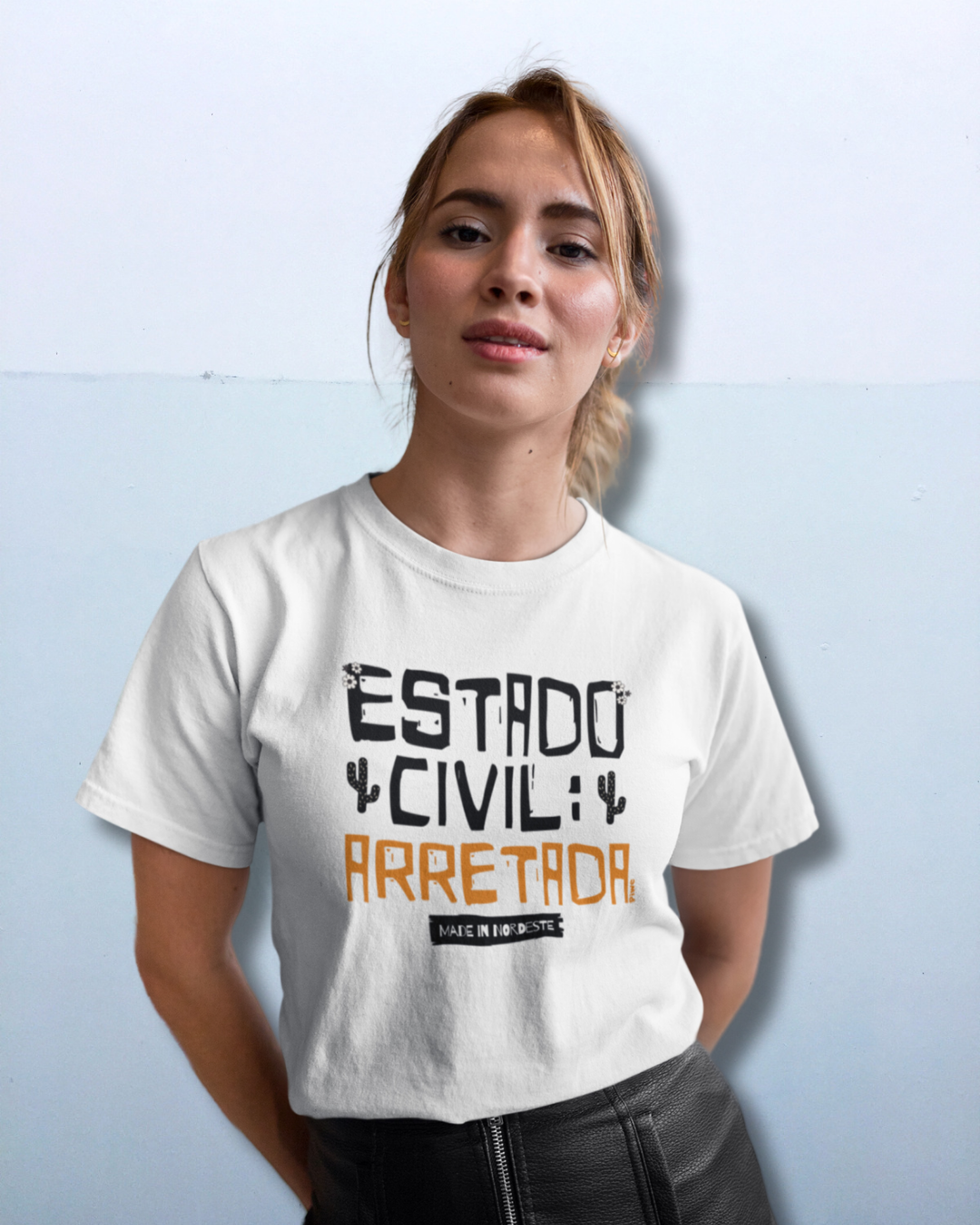 Camiseta Estado civil: Arretada Feminina Baby Long