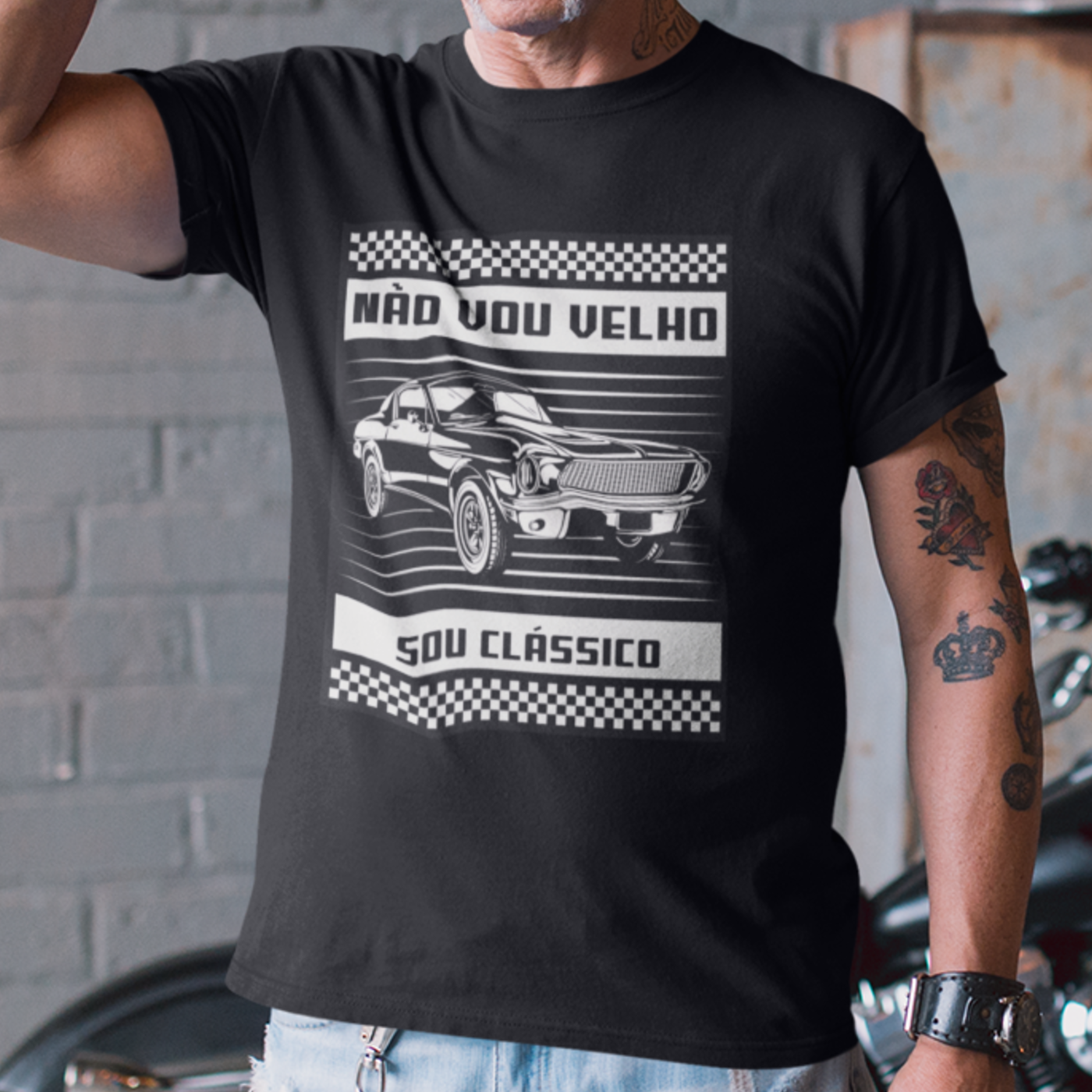 CAMISETA NÃO SOU VELHO, SOU CLÁSSICO