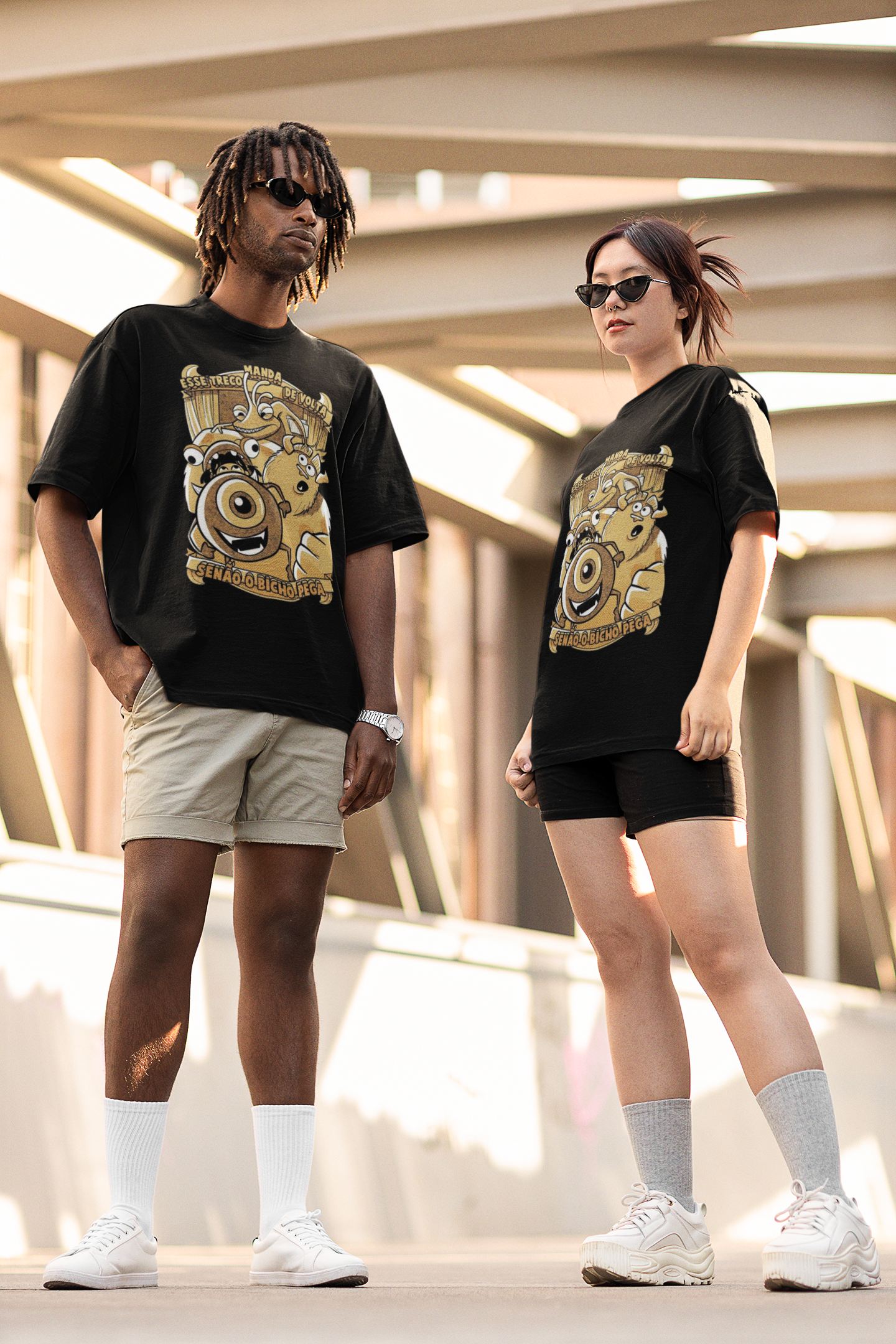 Camiseta Oversized Monstros SA