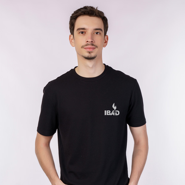 Camiseta MASCULINA IBAD Básica Preta