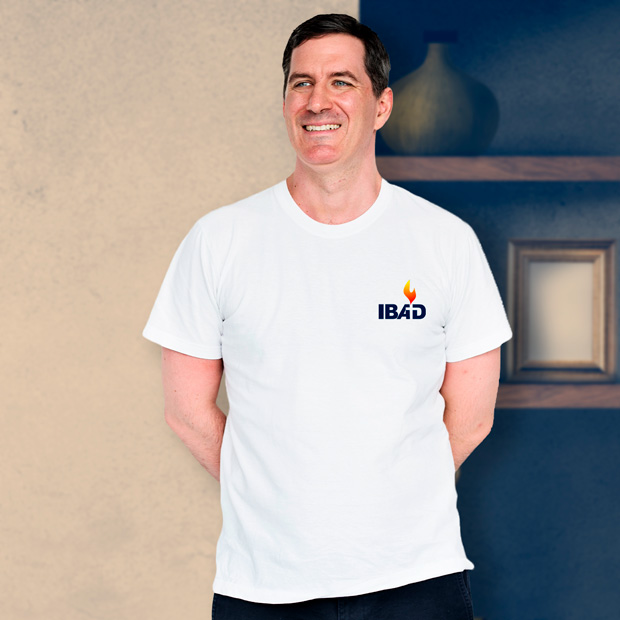 Camiseta MASCULINA IBAD Básica Branca