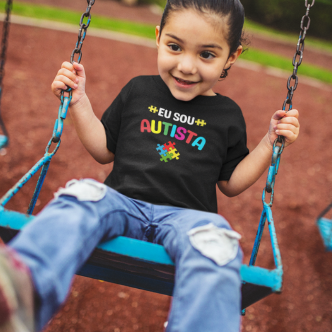 CAMISETA INFANTIL EU SOU AUTISTA (2 a 8 anos)