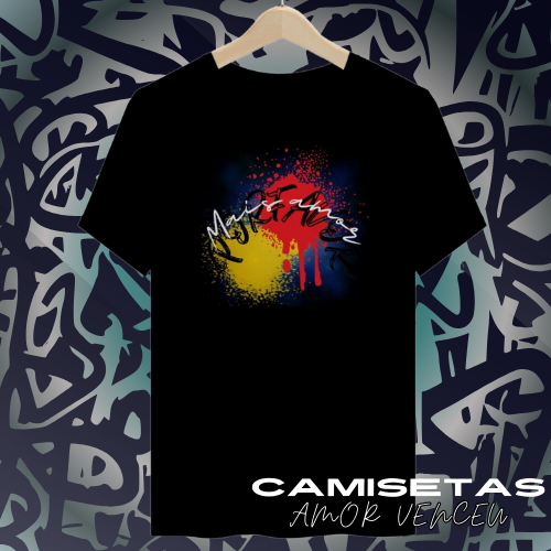 Camiseta Plus Size Mais Amor Por Favor