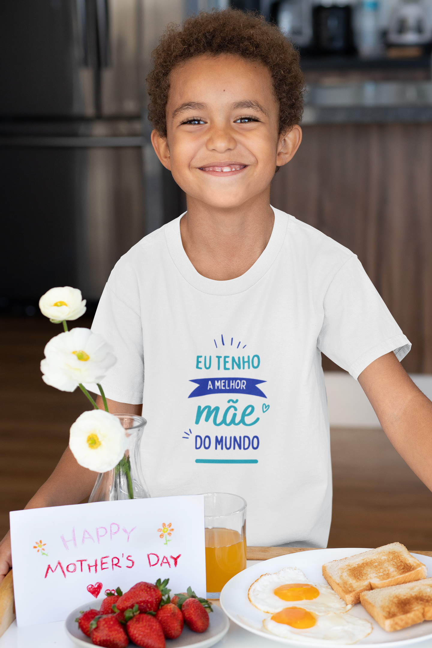 Camiseta infantil Basic - Eu tenho a melhor mãe do mundo Azul
