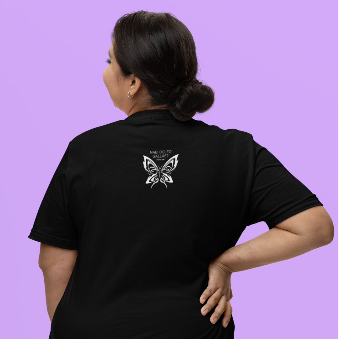 Camiseta Borboletão - Apesar De Tudo Amor - Plus Size - Preta