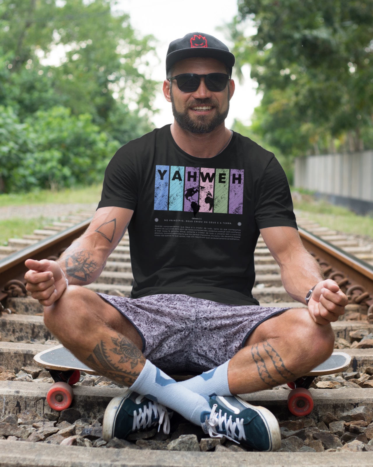 CAMISETA UNISEX PRETA