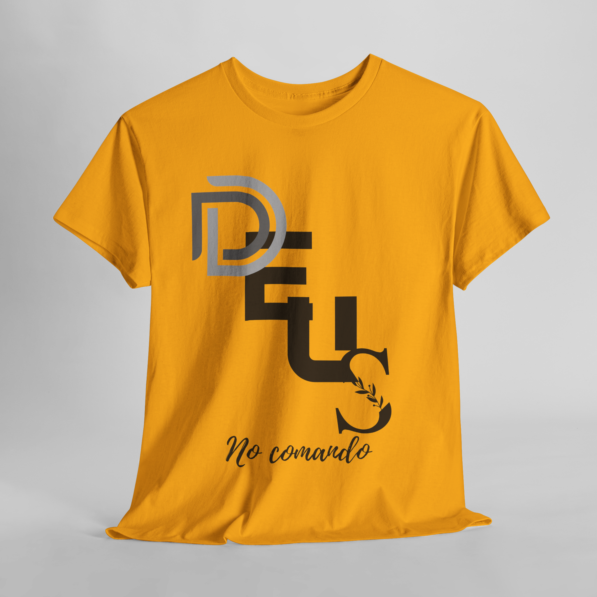 camiseta Quality Unissex DEUS no comando
