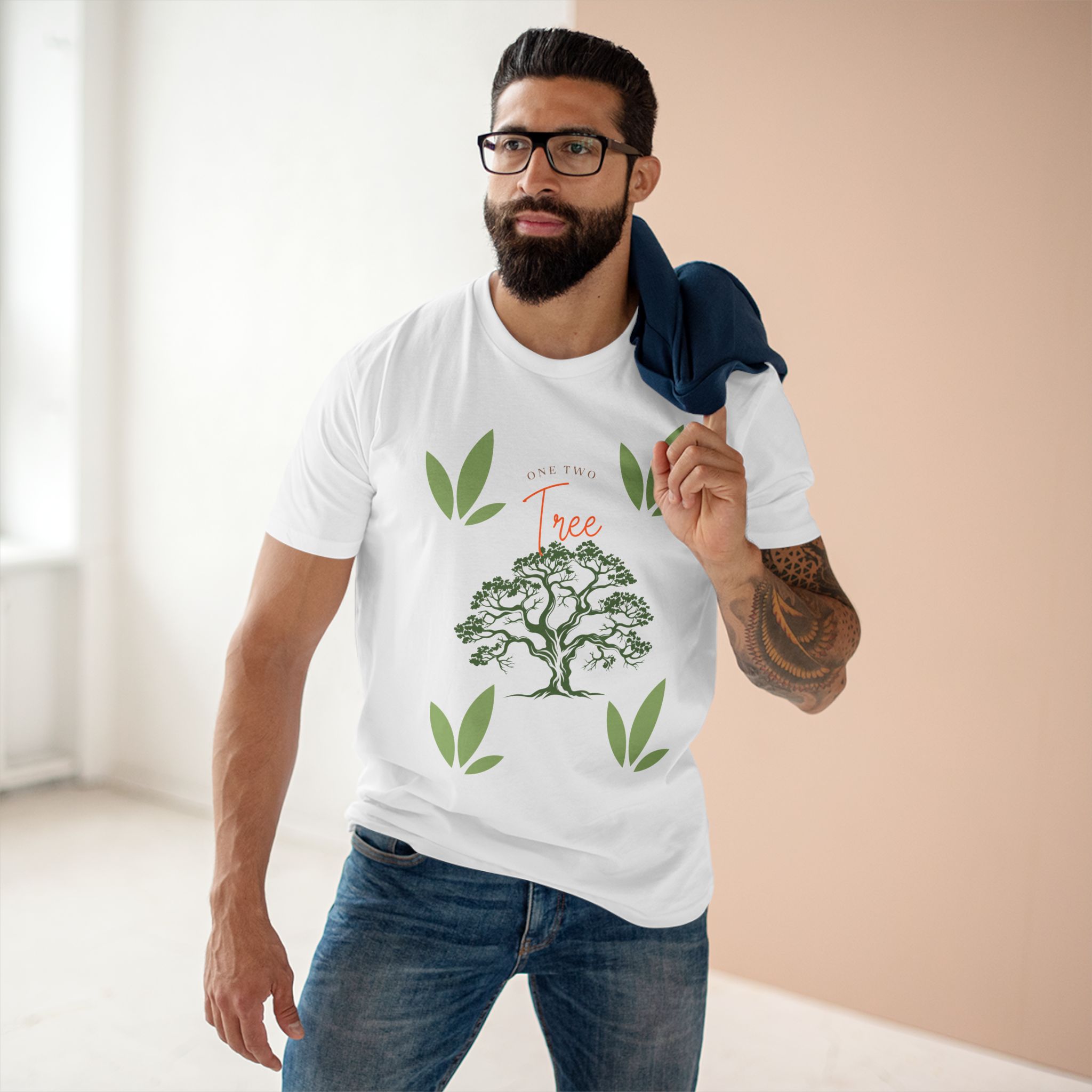 Camiseta Quality T-shirt ONE TWO TREE