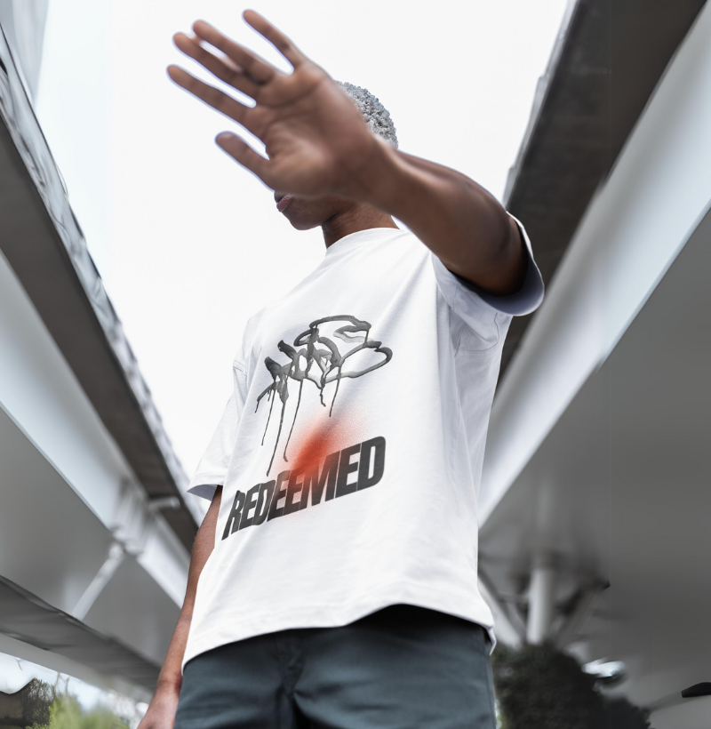 T-shirt: Redeemed (Resgatado)