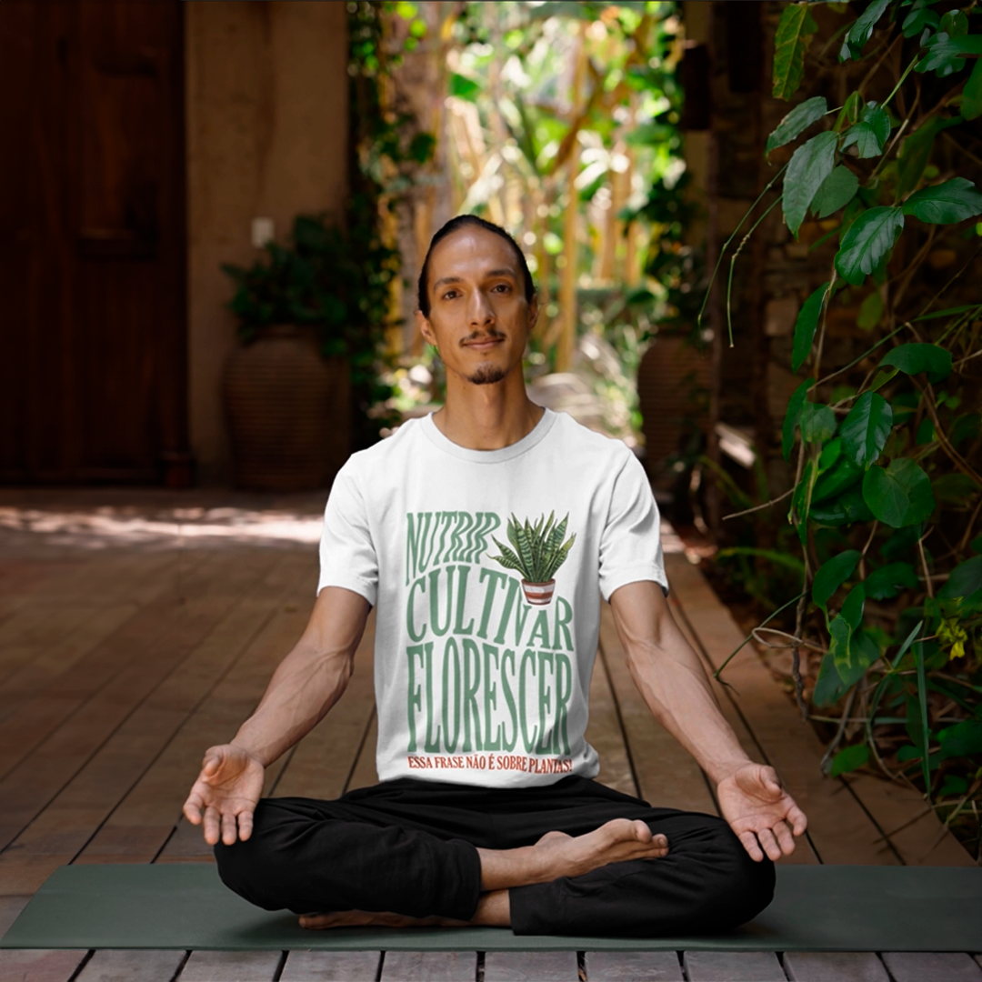 Camiseta  - Florescer.