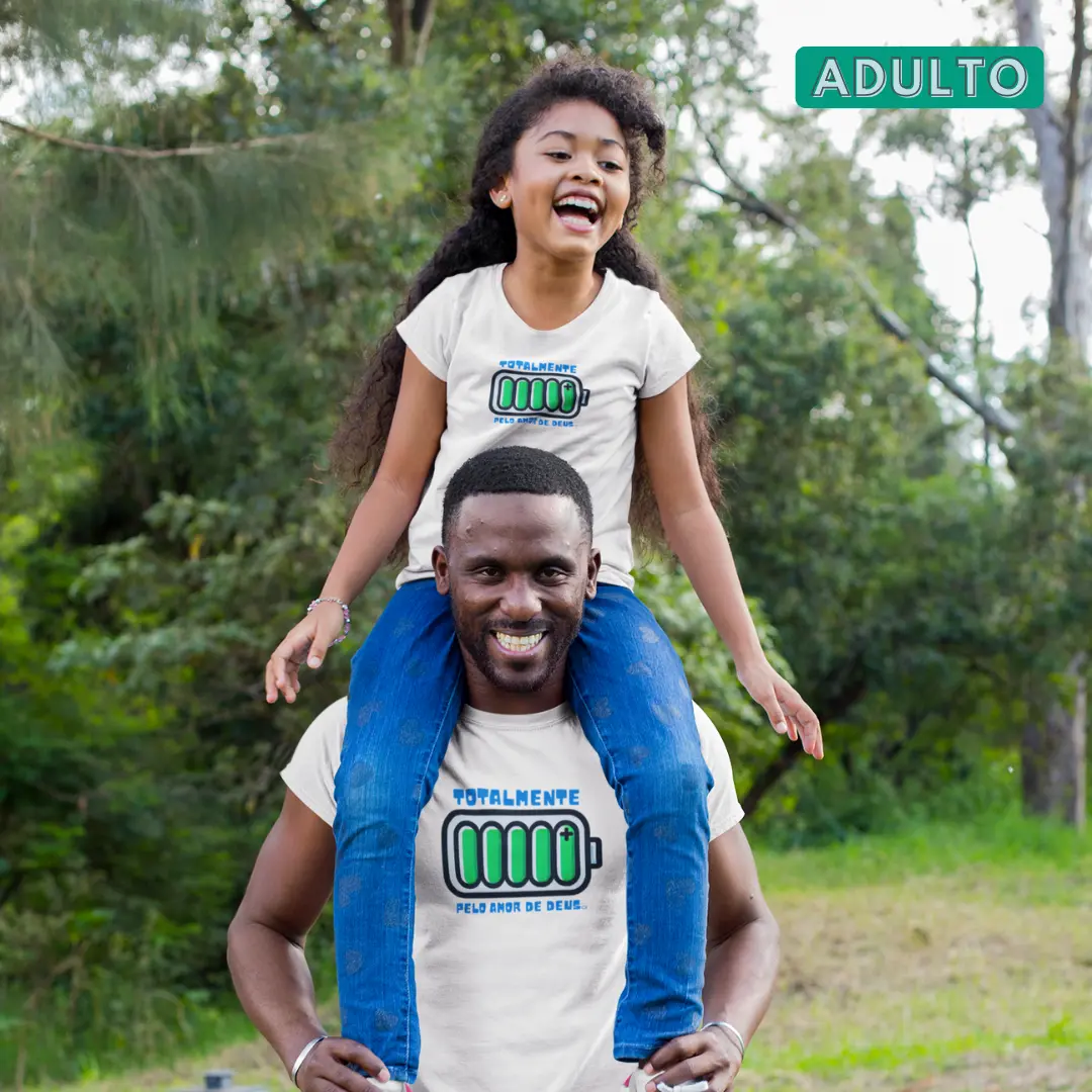 Camiseta Unissex - Adulto - Totalmente carregado pelo amor de Deus