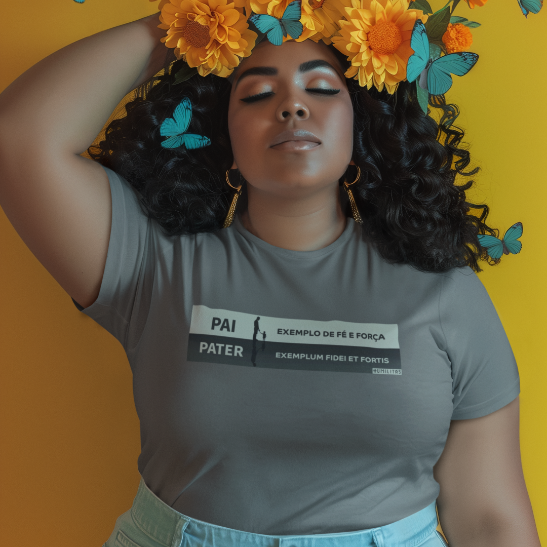 T-Shirt Feminina Babylong Humilitas Cloth: 