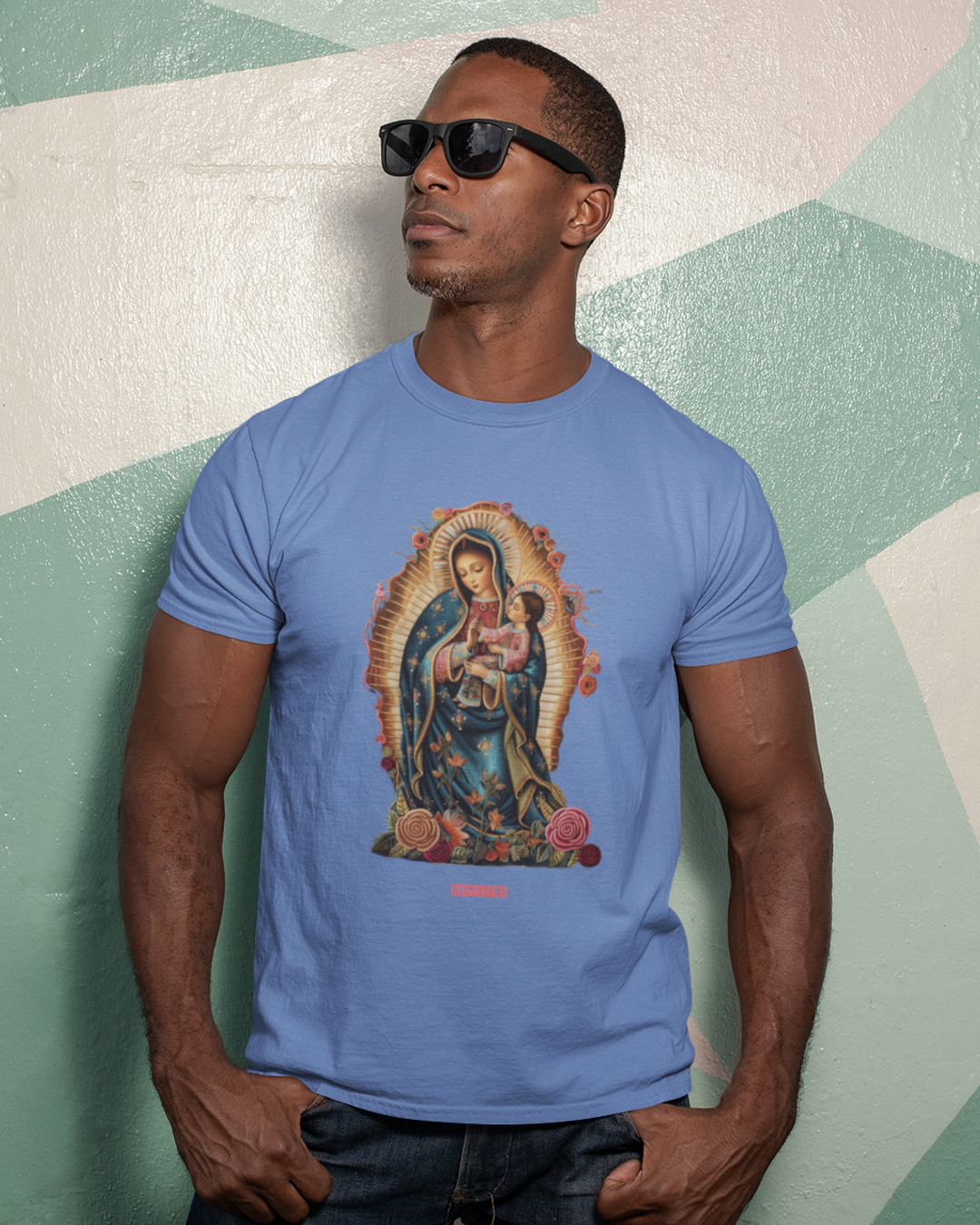 T-Shirt Estonada Unissex Humilitas Cloth: Coleção Maria e suas Faces - Nossa Senhora de Guadalupe