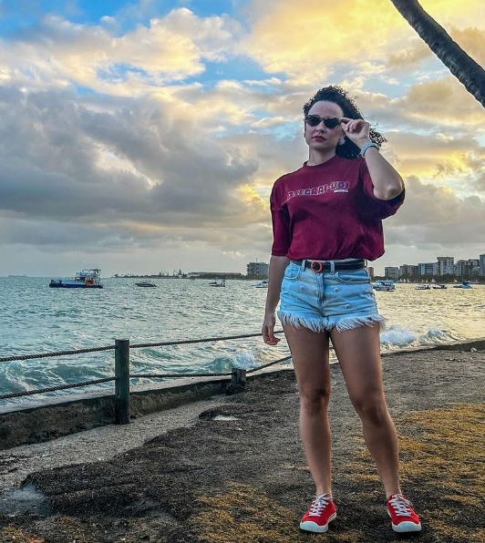 T-Shirt Oversized Humilitas Cloth: Alegrai-vos | Coleção Fé em Estilo 