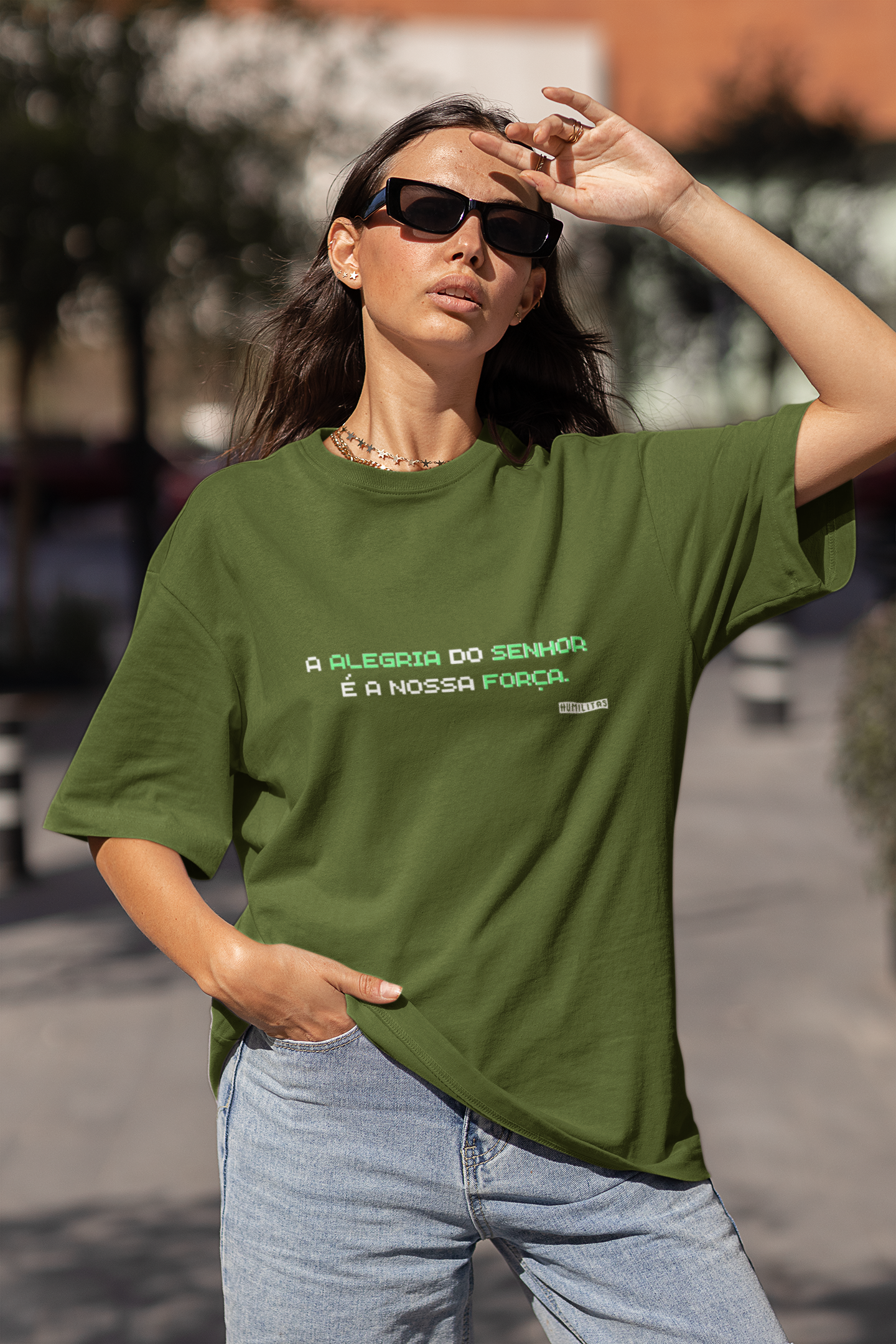 T-shirt Oversize Humilitas Cloth: A Alegria do Senhor é a Nossa Força | Coleção Fé em Estilo