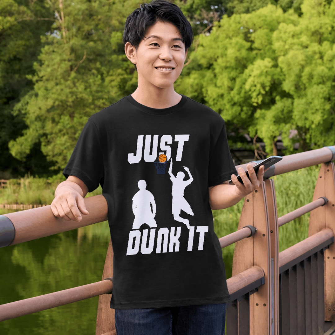 Camiseta Black. Court King