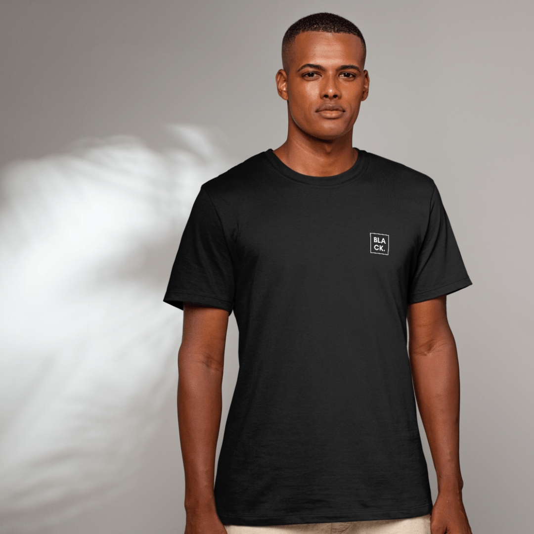 Camiseta Black. Básica