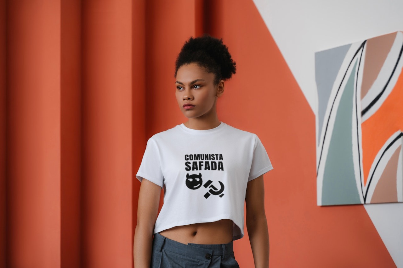 Cropped Comunista Safada Versão A