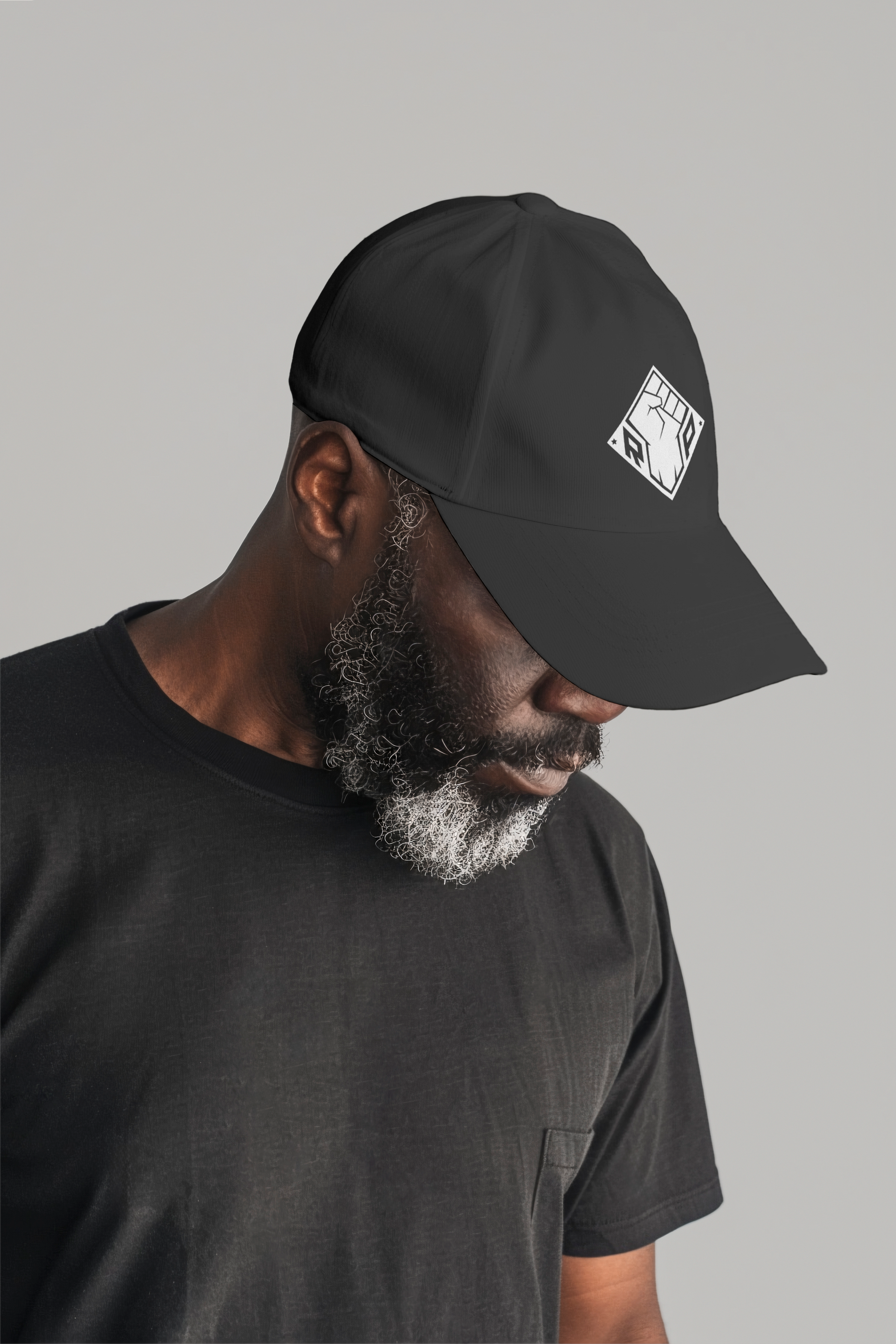 Boné Revolução Preta Logo Branca