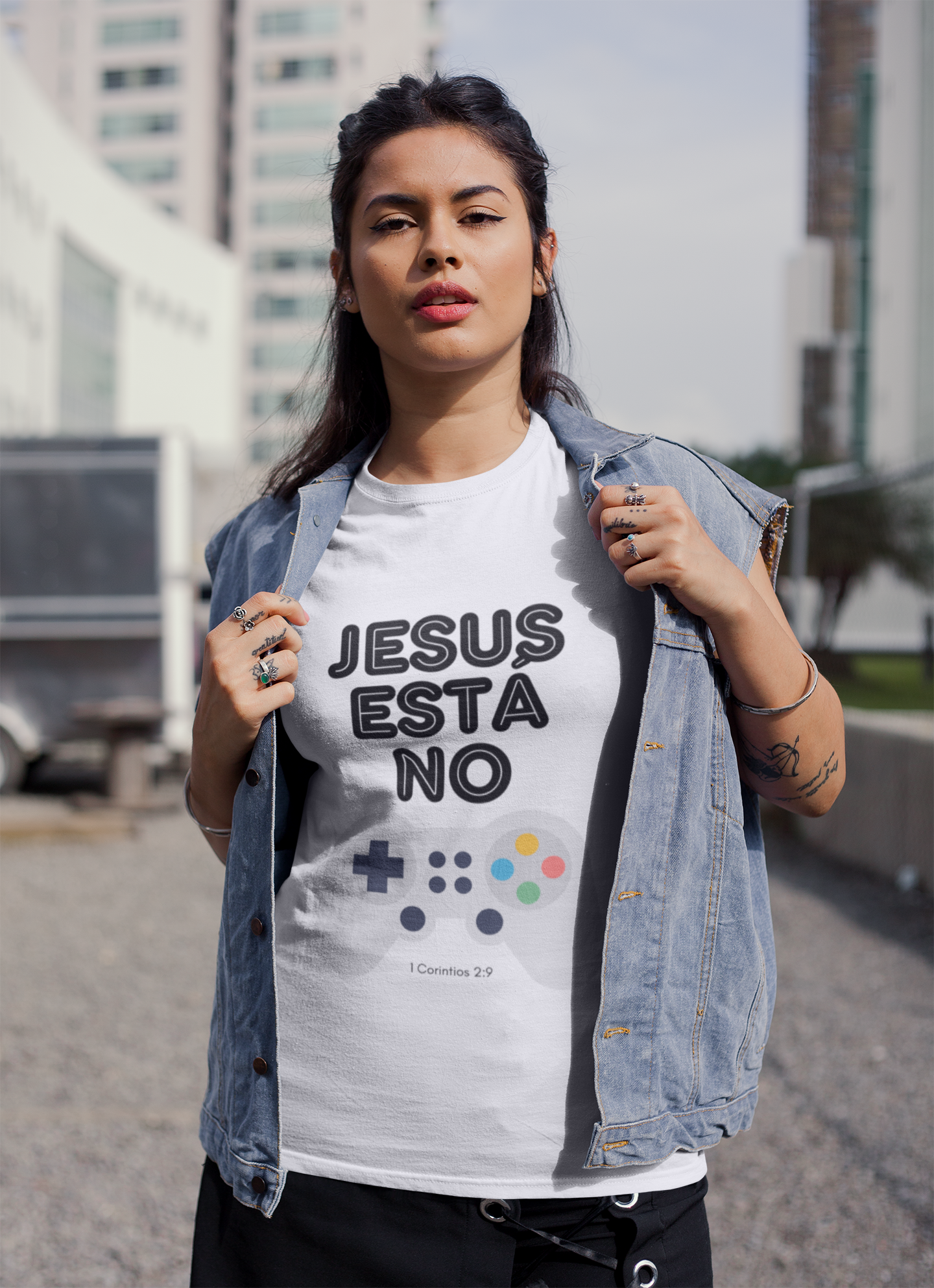 Nome do produto  Camiseta Feminina  Baby Long - Jesus está no Controle - Branco ou Rosa