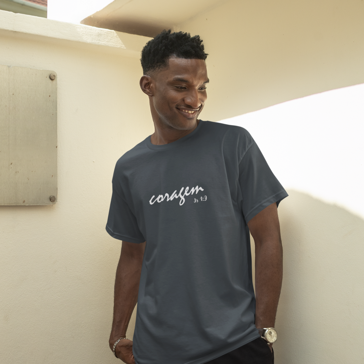 Camiseta Coragem - Minimalista