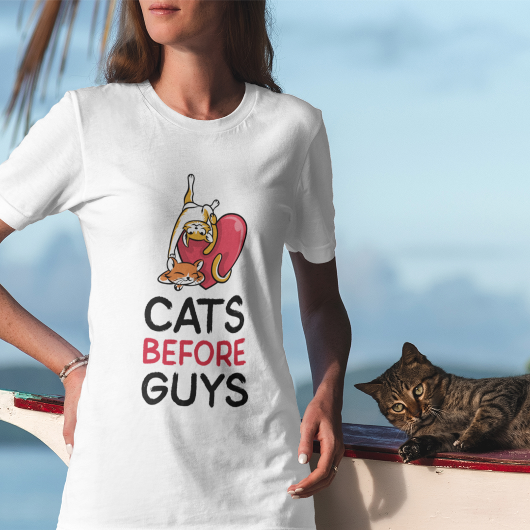 Camiseta Cats Before Guys