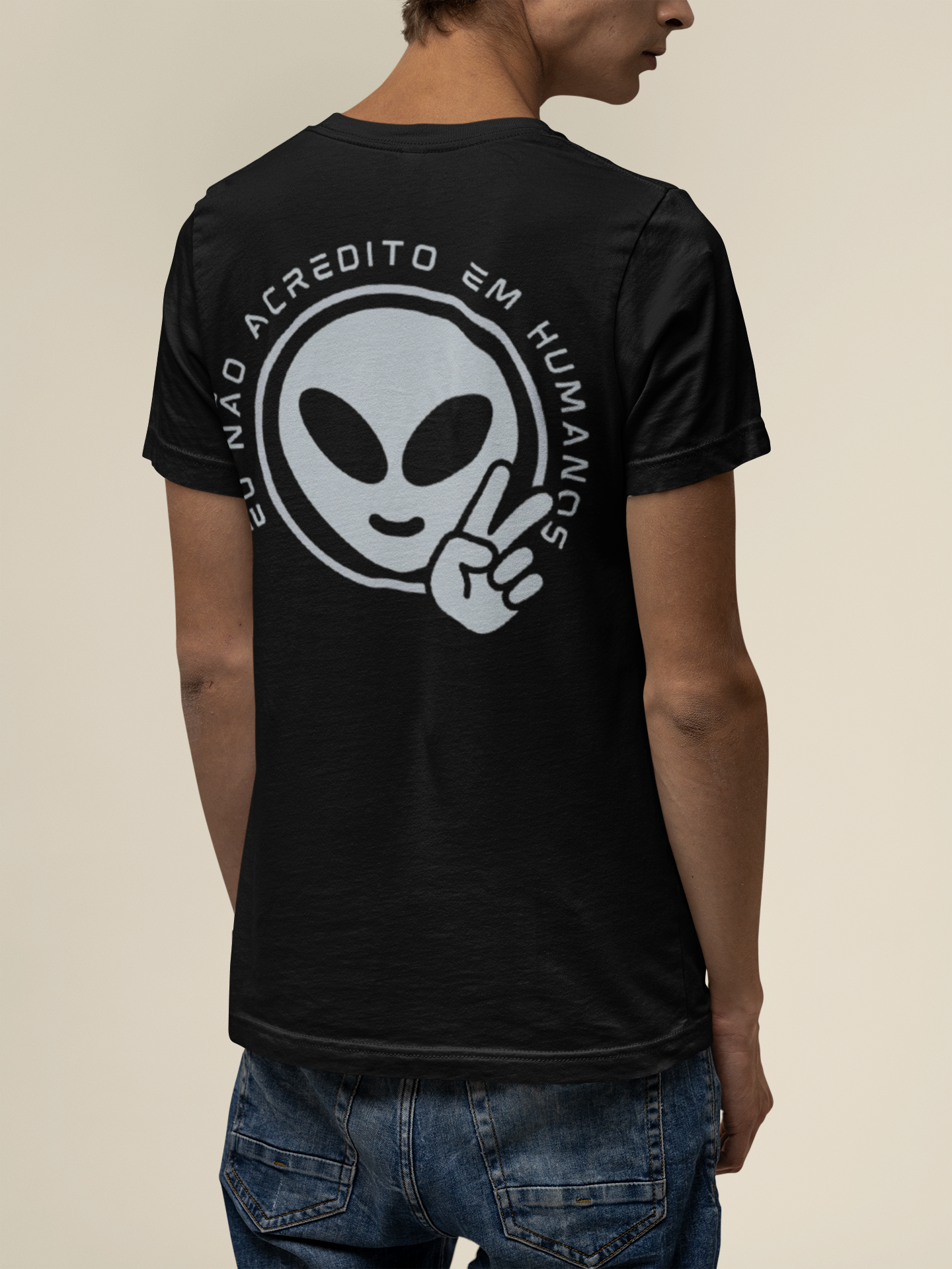 Nome do produto: Eu Não Acredito em Humanos