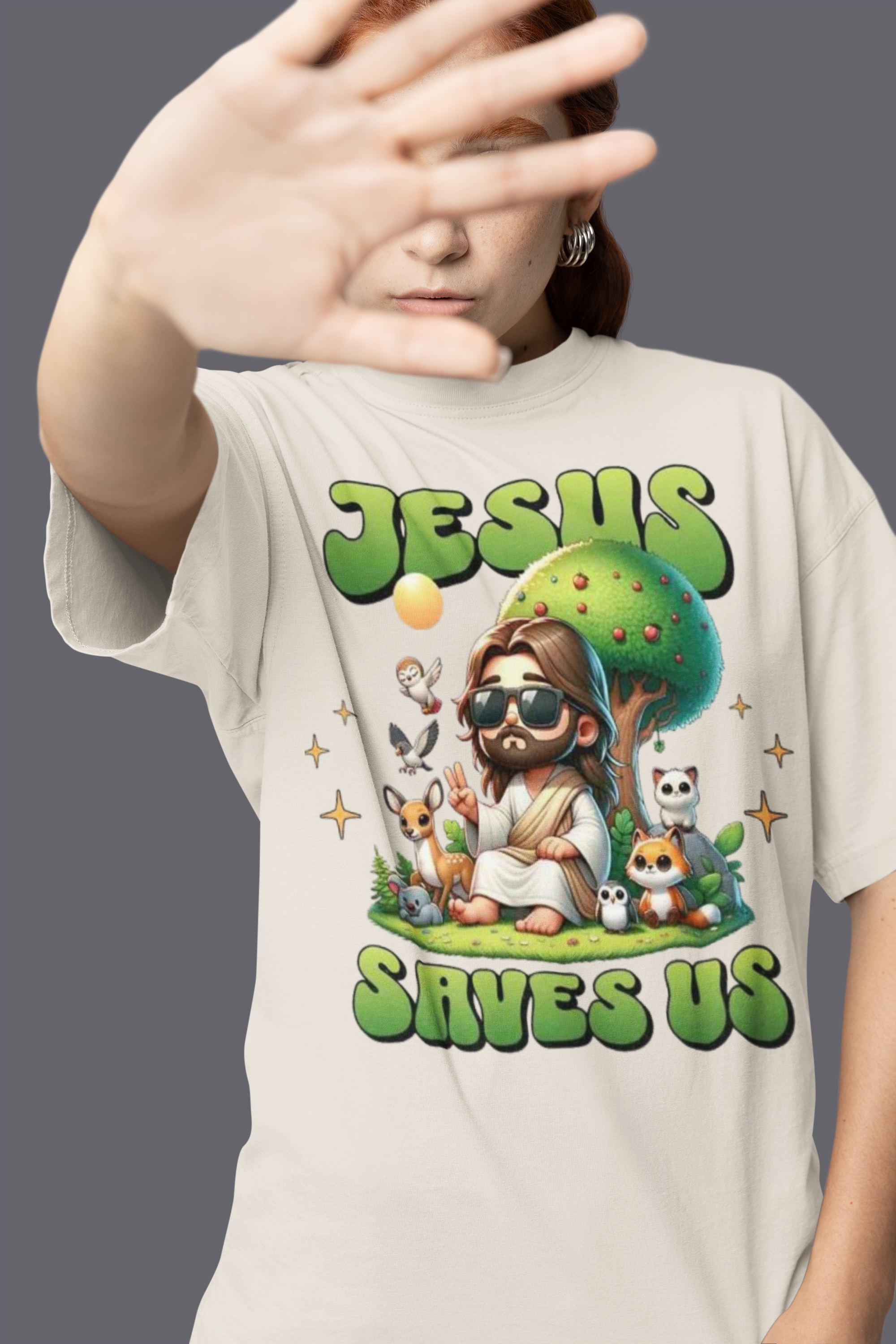 Camiseta Oversized, Jesus Saves Us