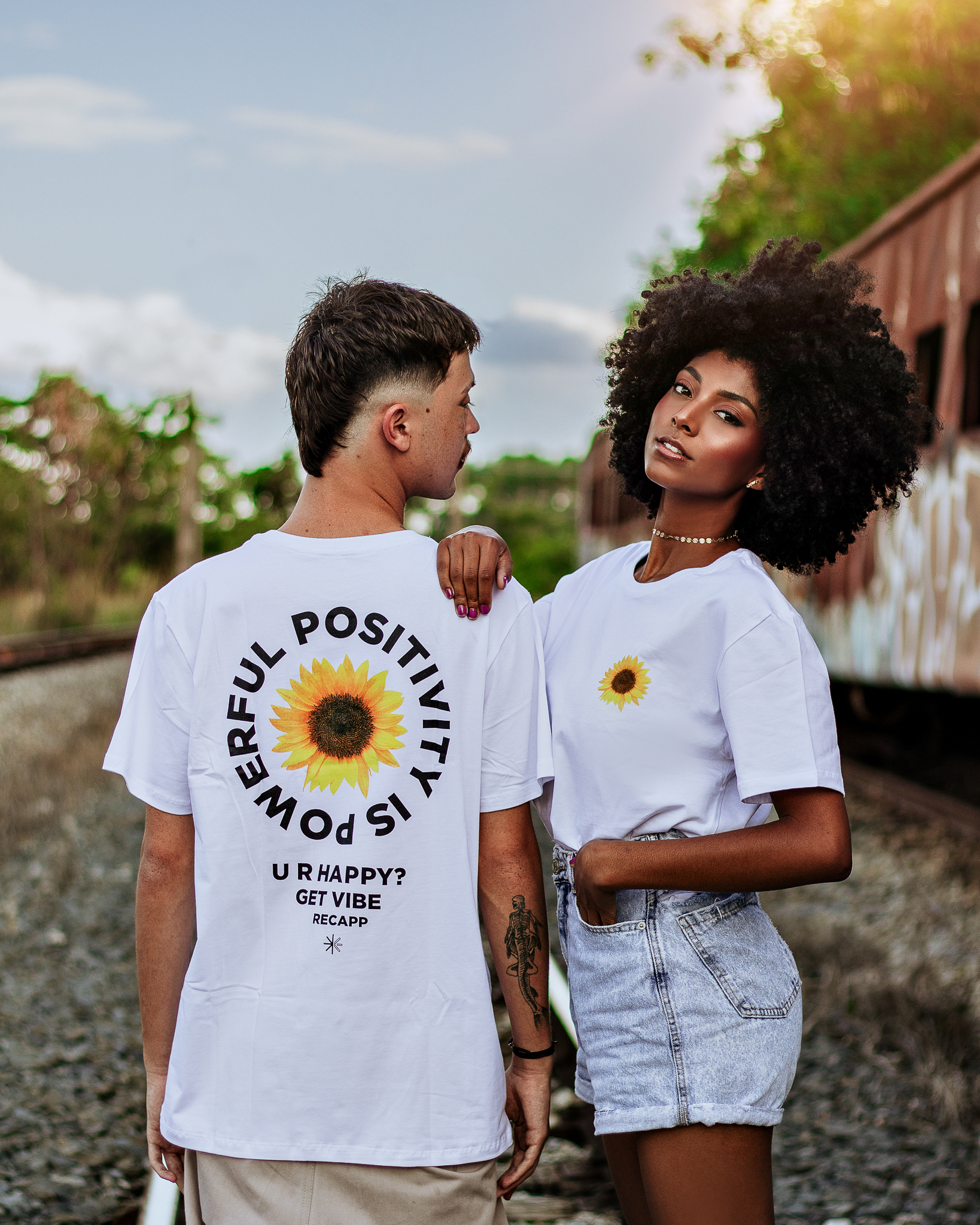 Camiseta Get Vibes (escrita preta)