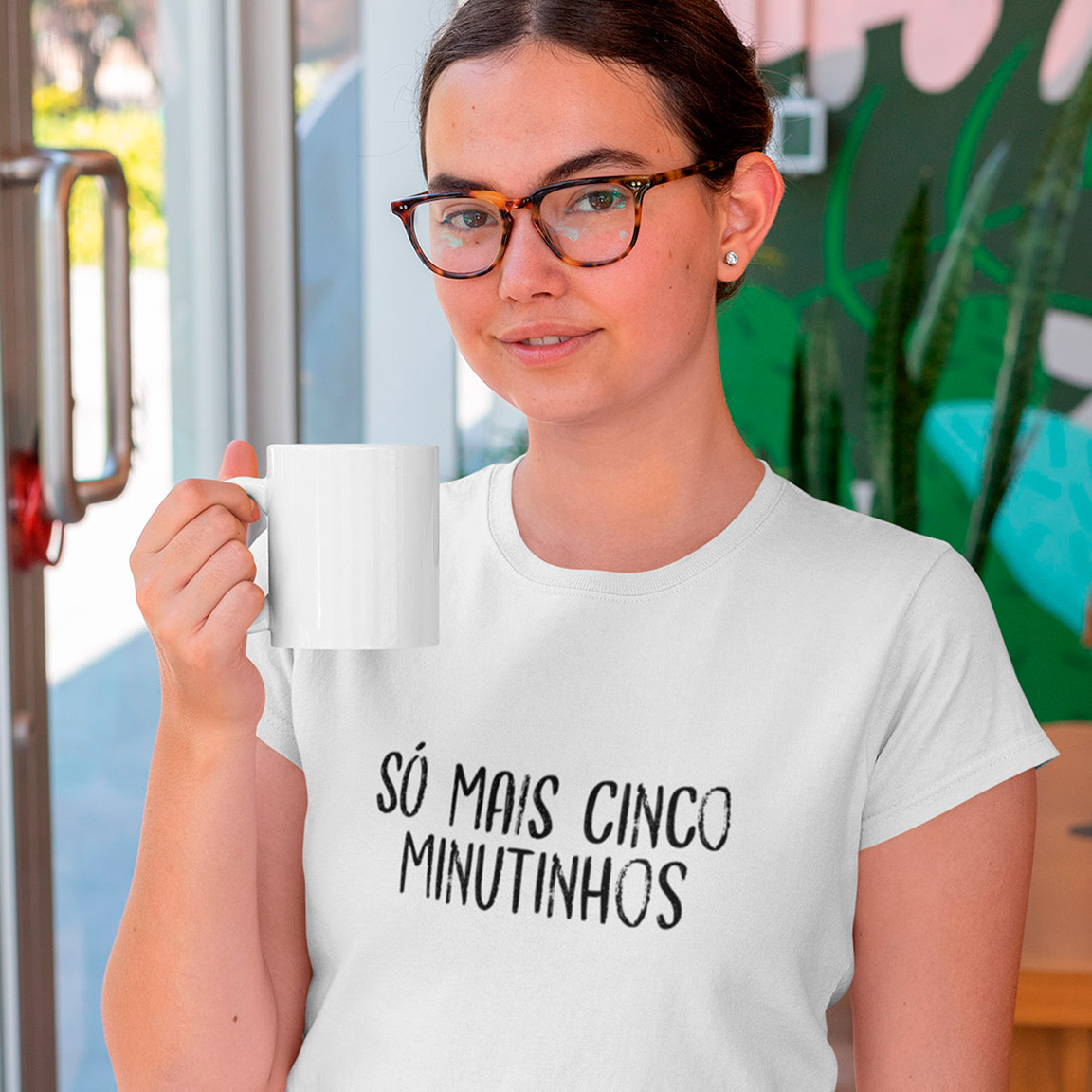 Baby Look Só Mais Cinco Minutinhos - White